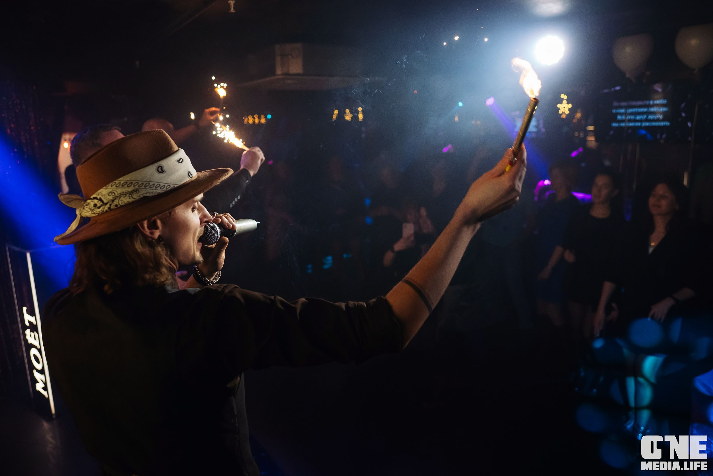 Фоторепортаж из караоке-клуба Эйфория. One Media Life: фоторепортажи, фотоотчеты с мероприятий и заведений