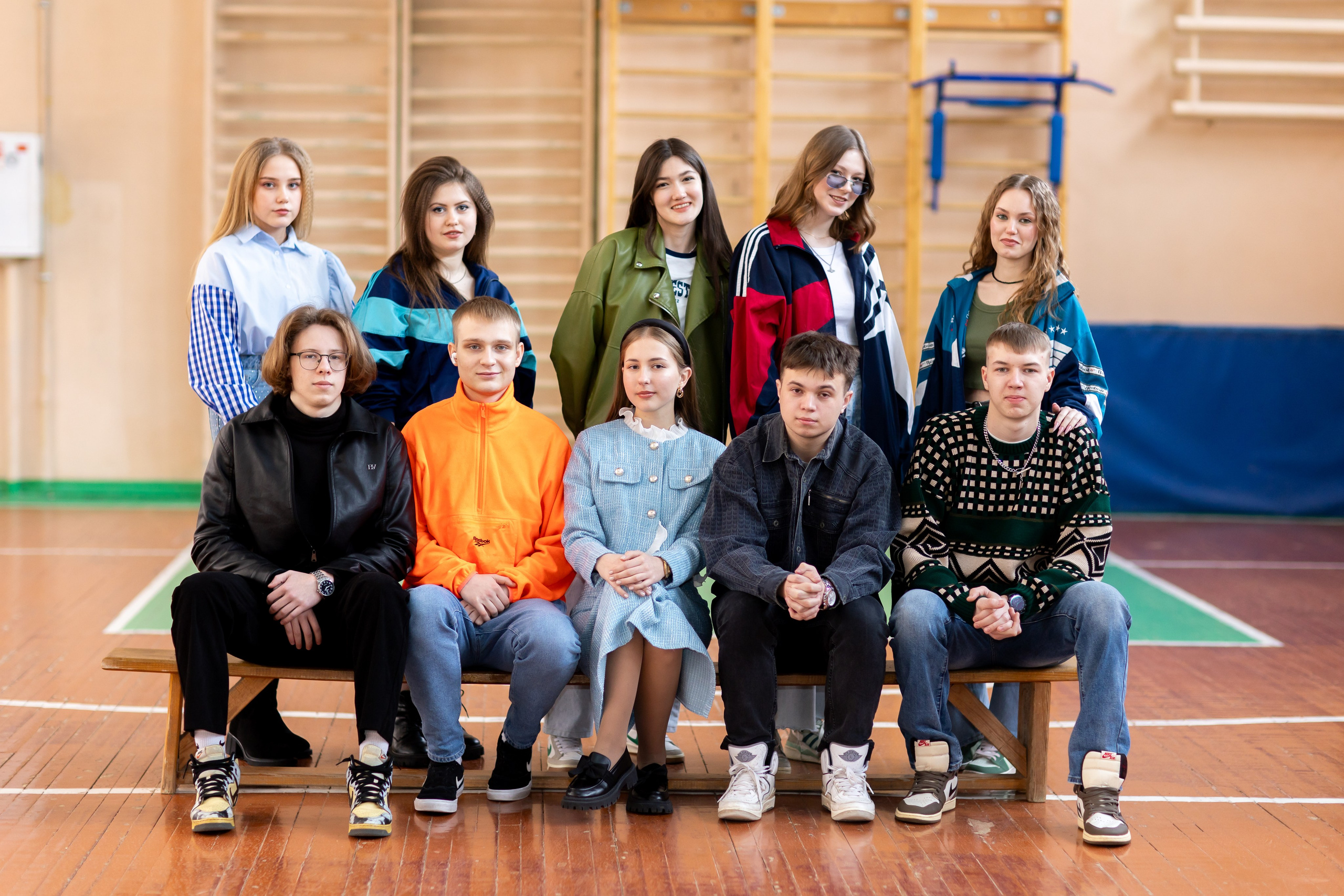 9 и 11 классы (КНИГИ) 3600р. Фотограф Алёна Финашова