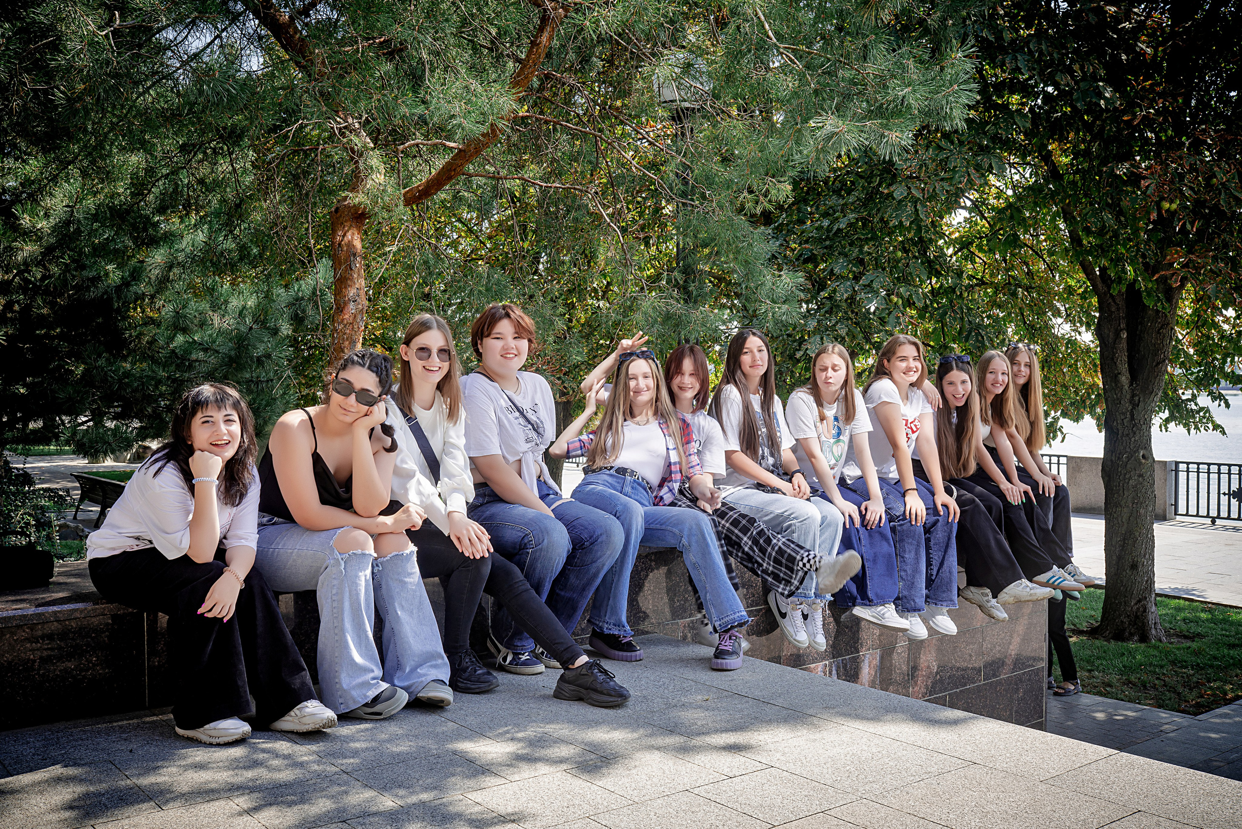 Фотосессия Школа 17 Класс 9Б. Современные Выпускные Альбомы в Ростове-на-Дону