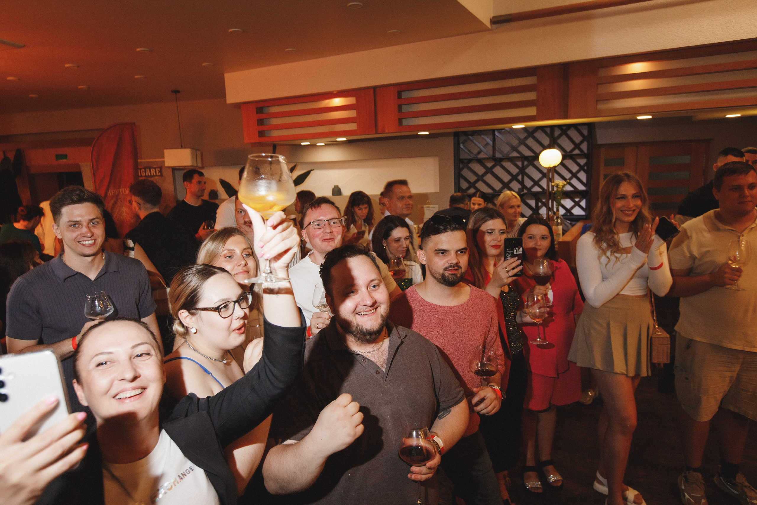 ФЕСТИВАЛЬ РОССИЙСКОГО ВИНА. СВОИ. ФОТООТЧЕТЫ-СОБЫТИЯ-МЕСТА