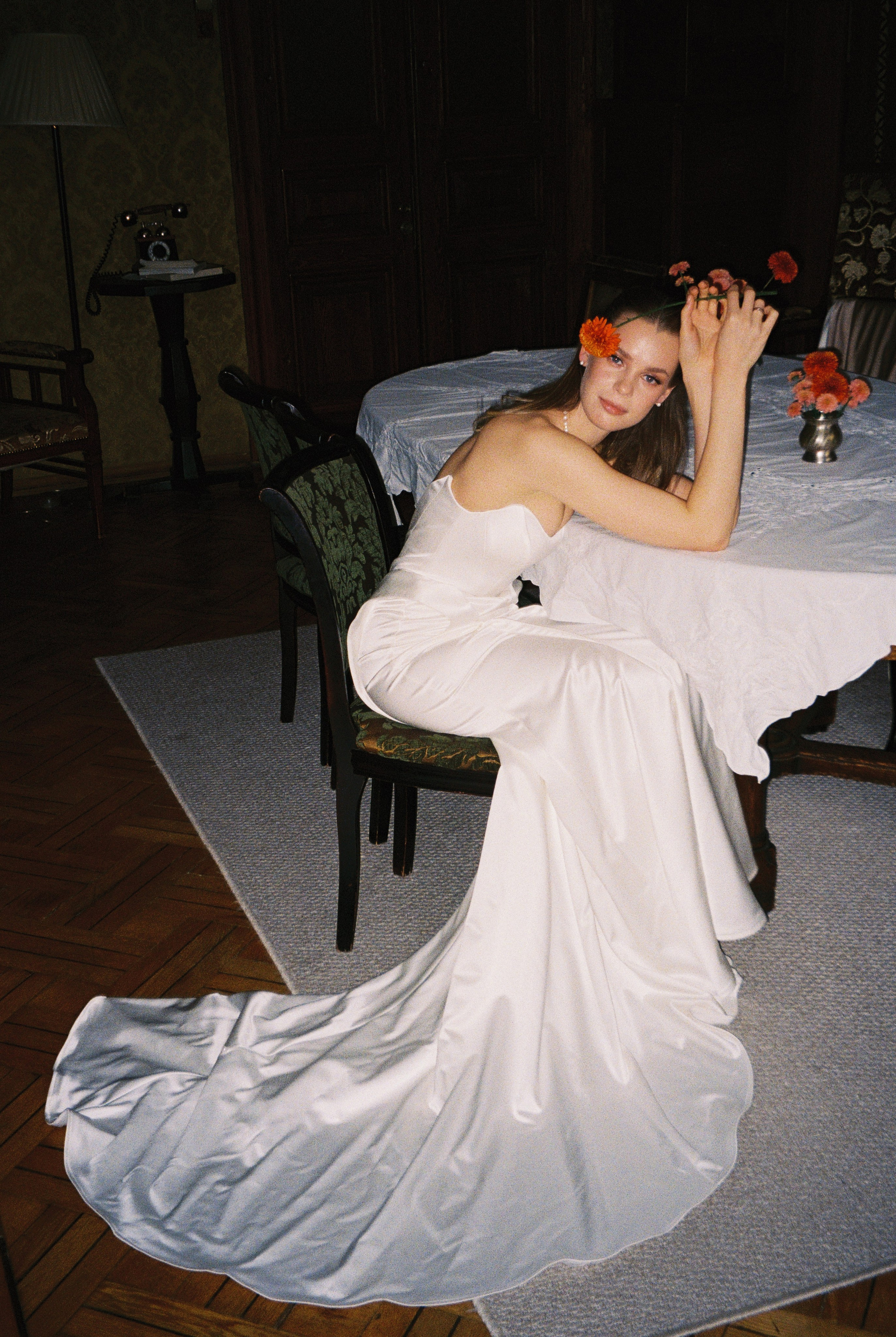 Студийная или уличная фотосъёмка? ⠀. Свадебный фотограф в Москве Элина Ларченкова. Фото, которые цепляют