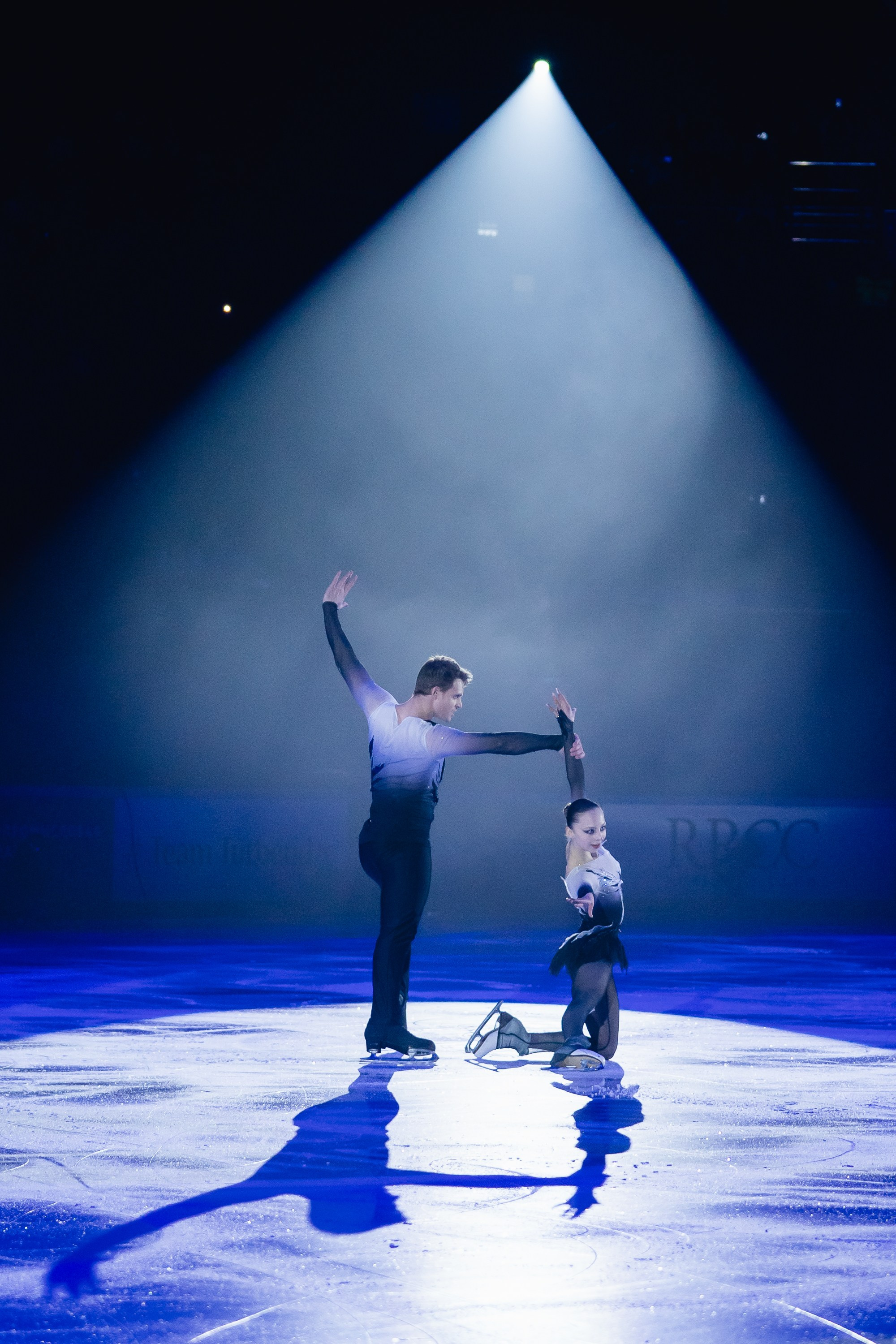 Шоу «Чемпионы на льду» в Новосибирске. Воробьева Ксения — Спортивный и танцевальный фотограф Новосибирск