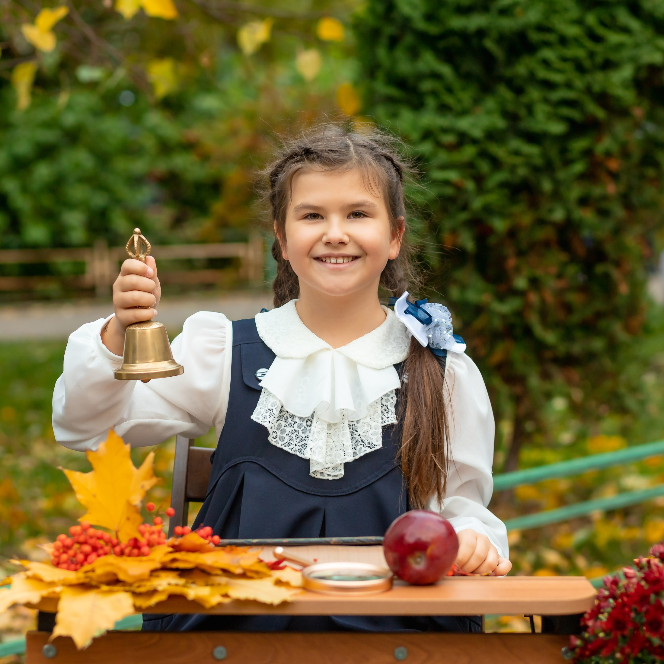 Подготовка к осеннему фотопроекту на улице для начальных классов. Выпускные альбомы в Мытищи Москве и Московской области