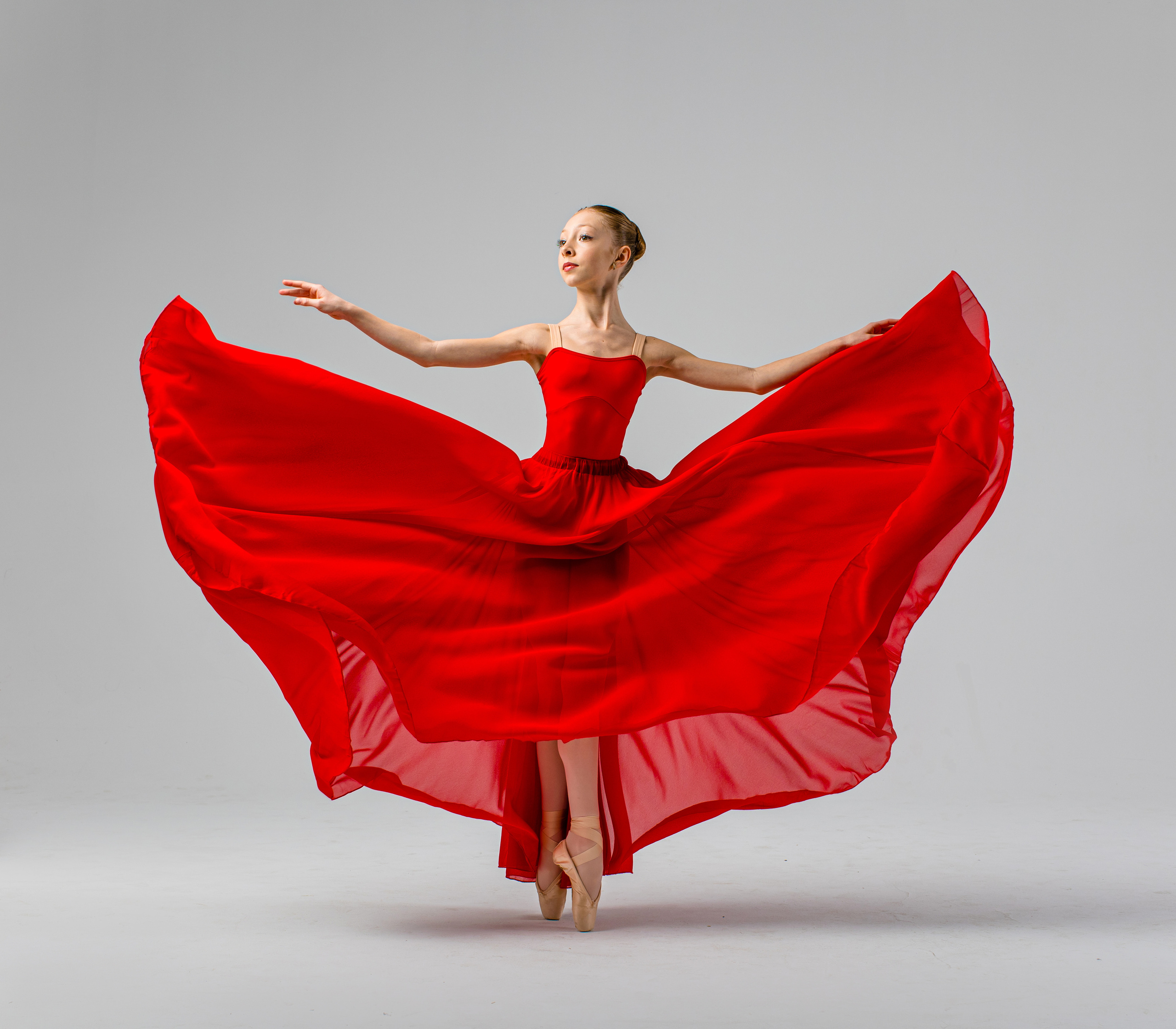 Красная длинная юбка напрокат бесплатно. Балетный фотограф Алина Ханько — Душа Балета