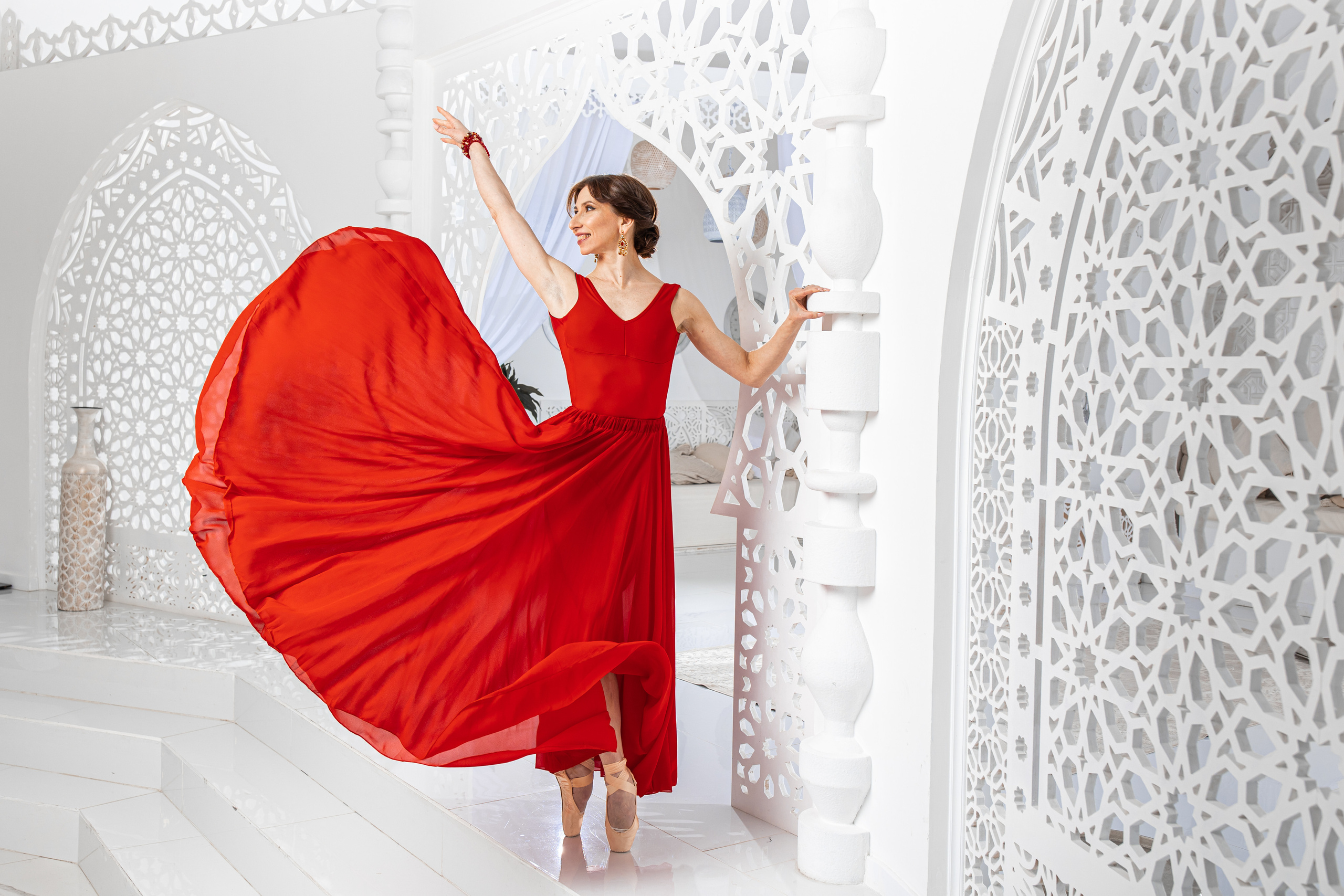 Красная длинная юбка напрокат бесплатно. Балетный фотограф Алина Ханько — Душа Балета