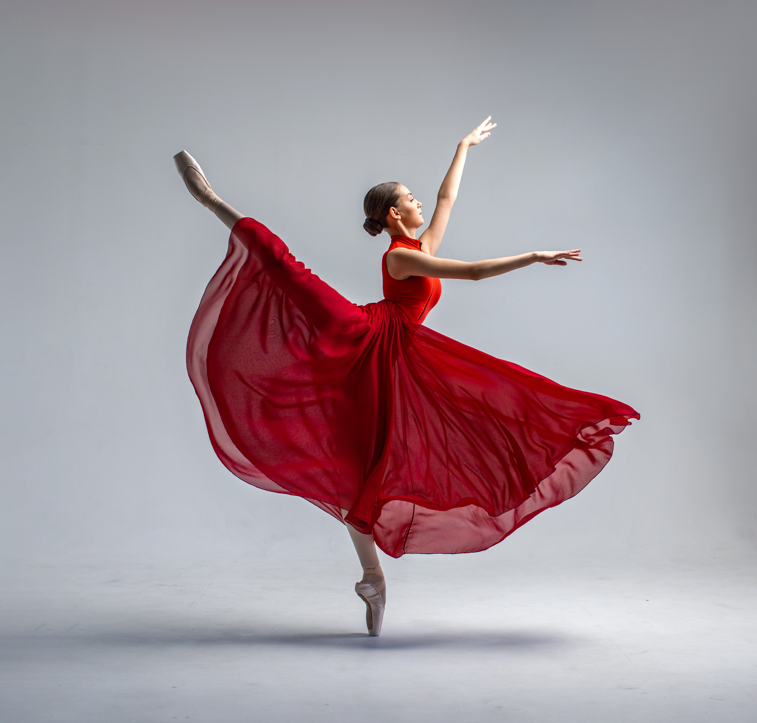 Красная длинная юбка напрокат бесплатно. Балетный фотограф Алина Ханько — Душа Балета