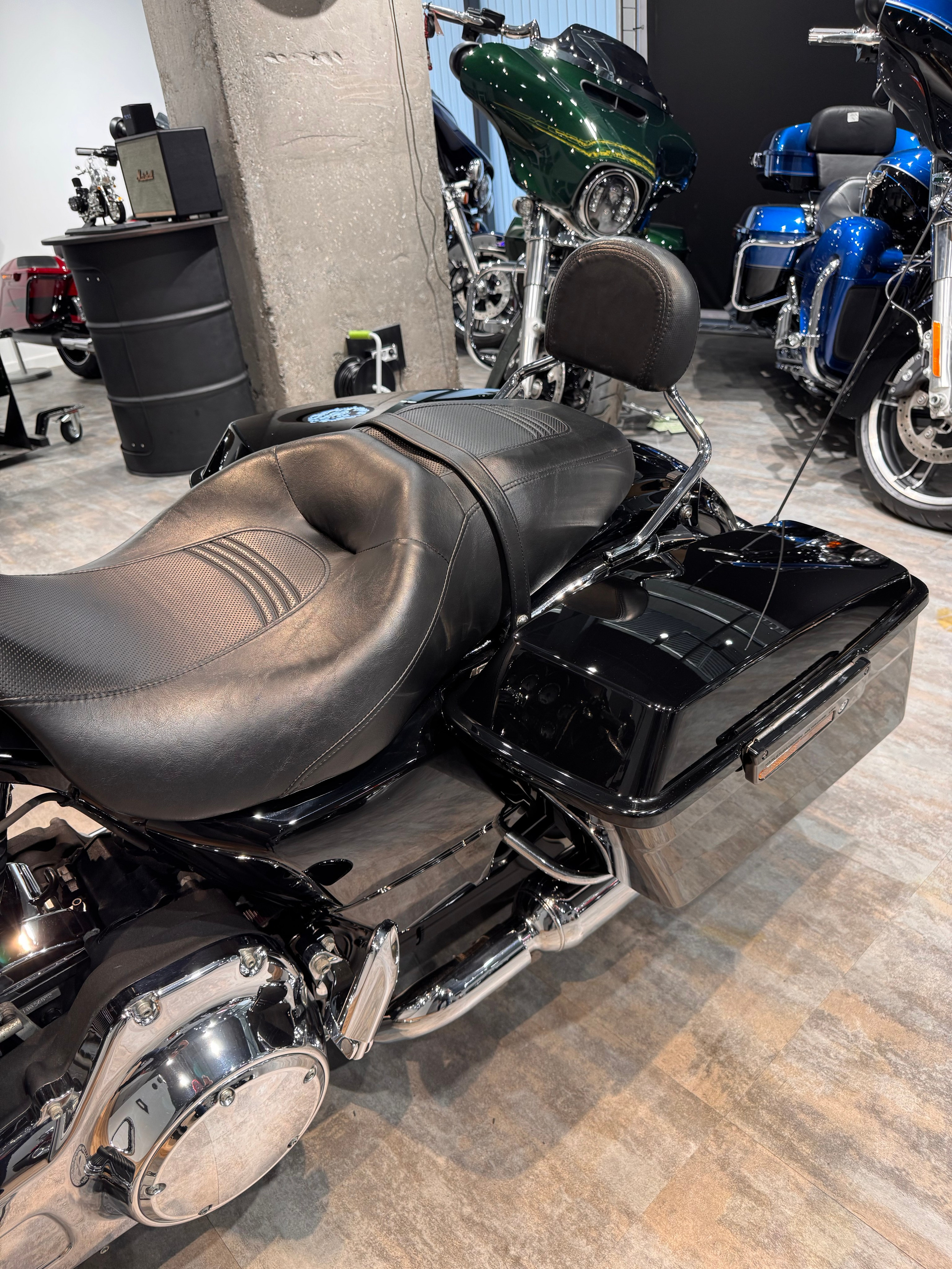 Harley Davidson 2010 Street Glide ABS — купить мотоцикл. Hello Davidson, Москва. Только хорошие мотоциклы…