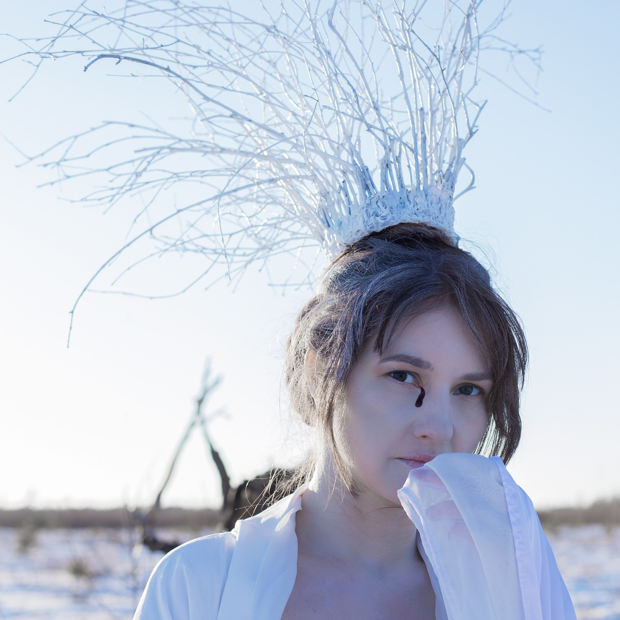 Творческая фотосессия «Призрак тревожности». Необычные портретные фотосессии под ключ в Москве