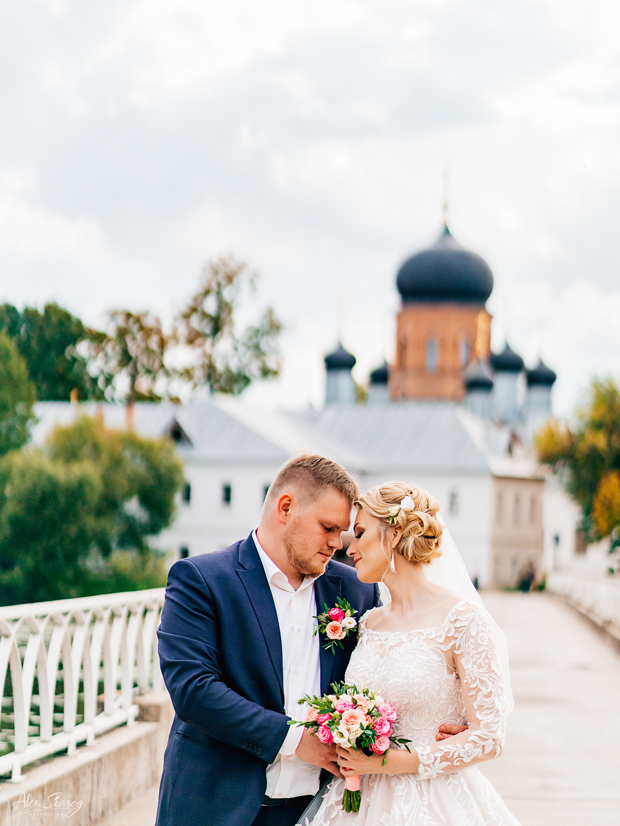 Свадебный фотограф Алексей Сварог/Профессиональная съемка вашего праздника. Свадебный и репортажный фотограф-видеограф Москва и Московская область