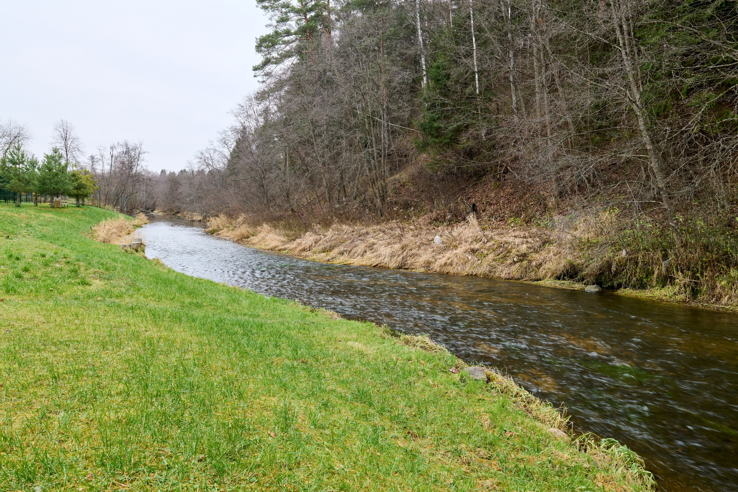 Дом на продажу в Подмосковье с внутренним бассейном. Фотограф для дизайнеров, застройщиков и бизнеса — интерьеры и архитектура — Роман Свободный в Москве и по России