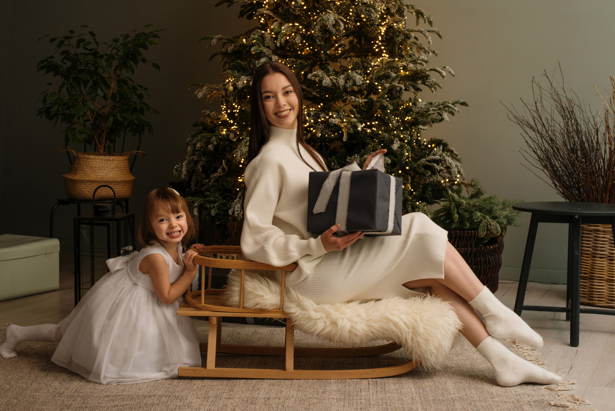 Новогодняя семейная фотосессия. Фотограф Москва: тематическая фотосессия с подбором образа