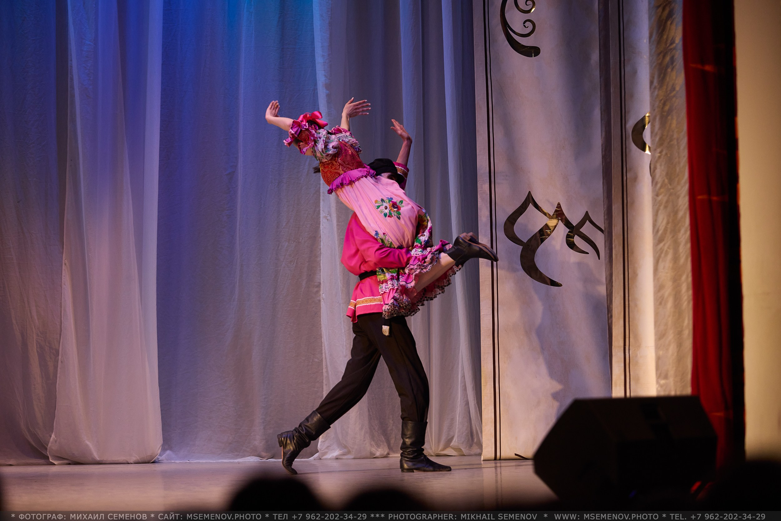 Фоторепортаж с Концерта «Волжанка» и «Задоринка»