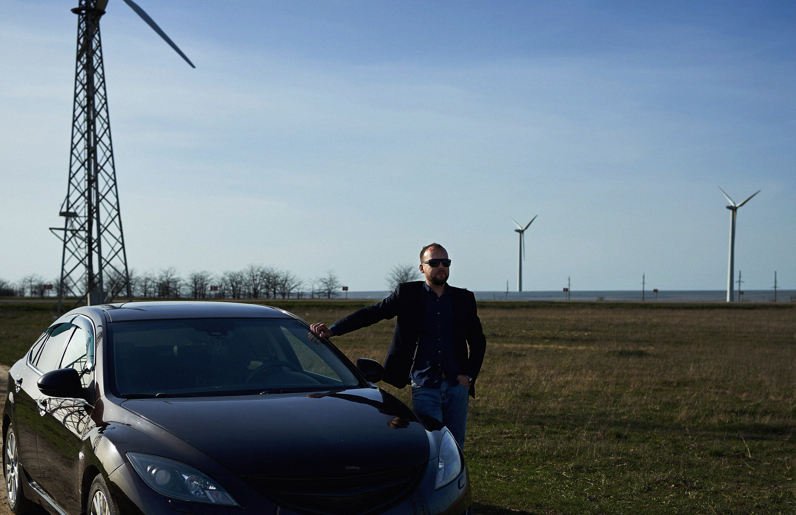 Мужская фотосессия в поле. Фотограф Зайцева Надежда. Фотосессия в Евпатории.