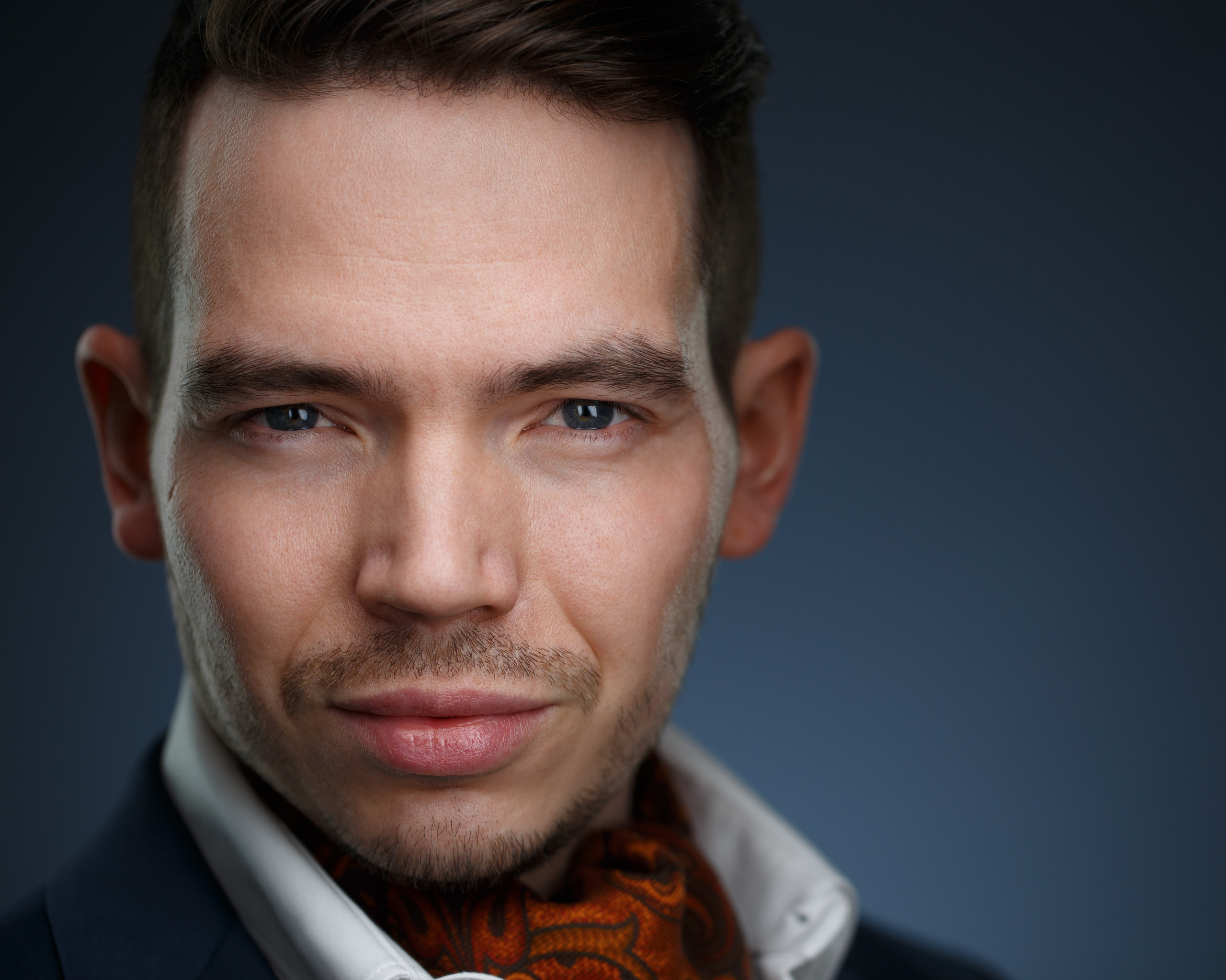 Стильный хедшот.