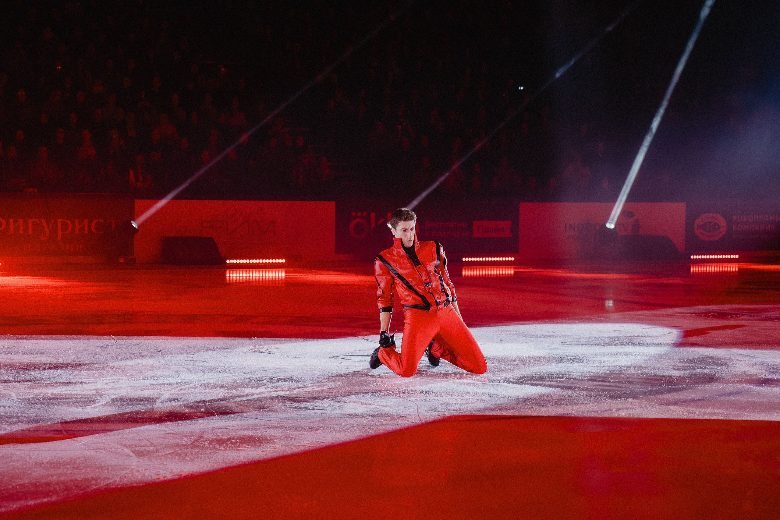 Шоу Этери Тутберидзе в Новосибирске. Воробьева Ксения — Спортивный и танцевальный фотограф Новосибирск