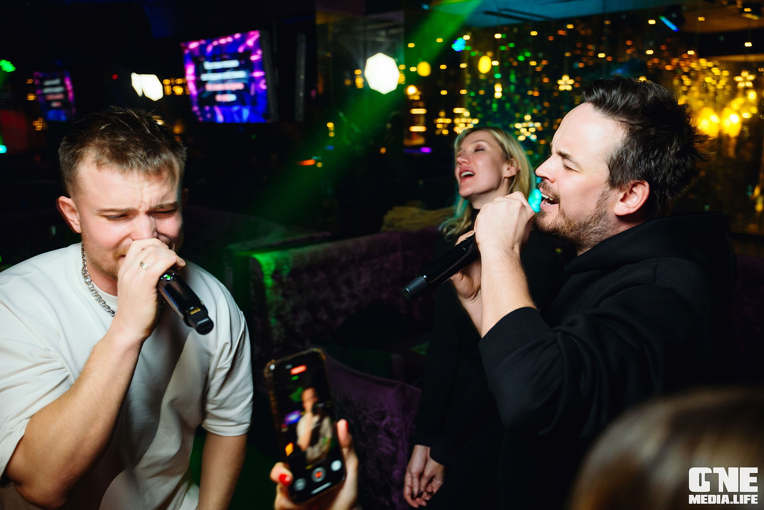 Фоторепортаж из караоке-клуба Эйфория. One Media Life: фоторепортажи, фотоотчеты с мероприятий и заведений
