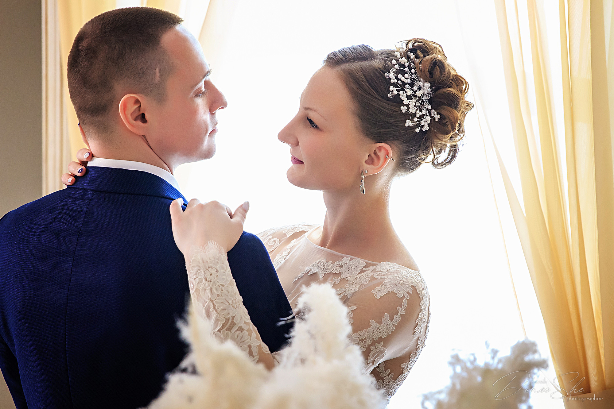 Свадебные фотосессии в студии и фотопрогулки в парках в Москве. Интерьеры, Контент, Портреты | Фотограф в Москве Дани Терно