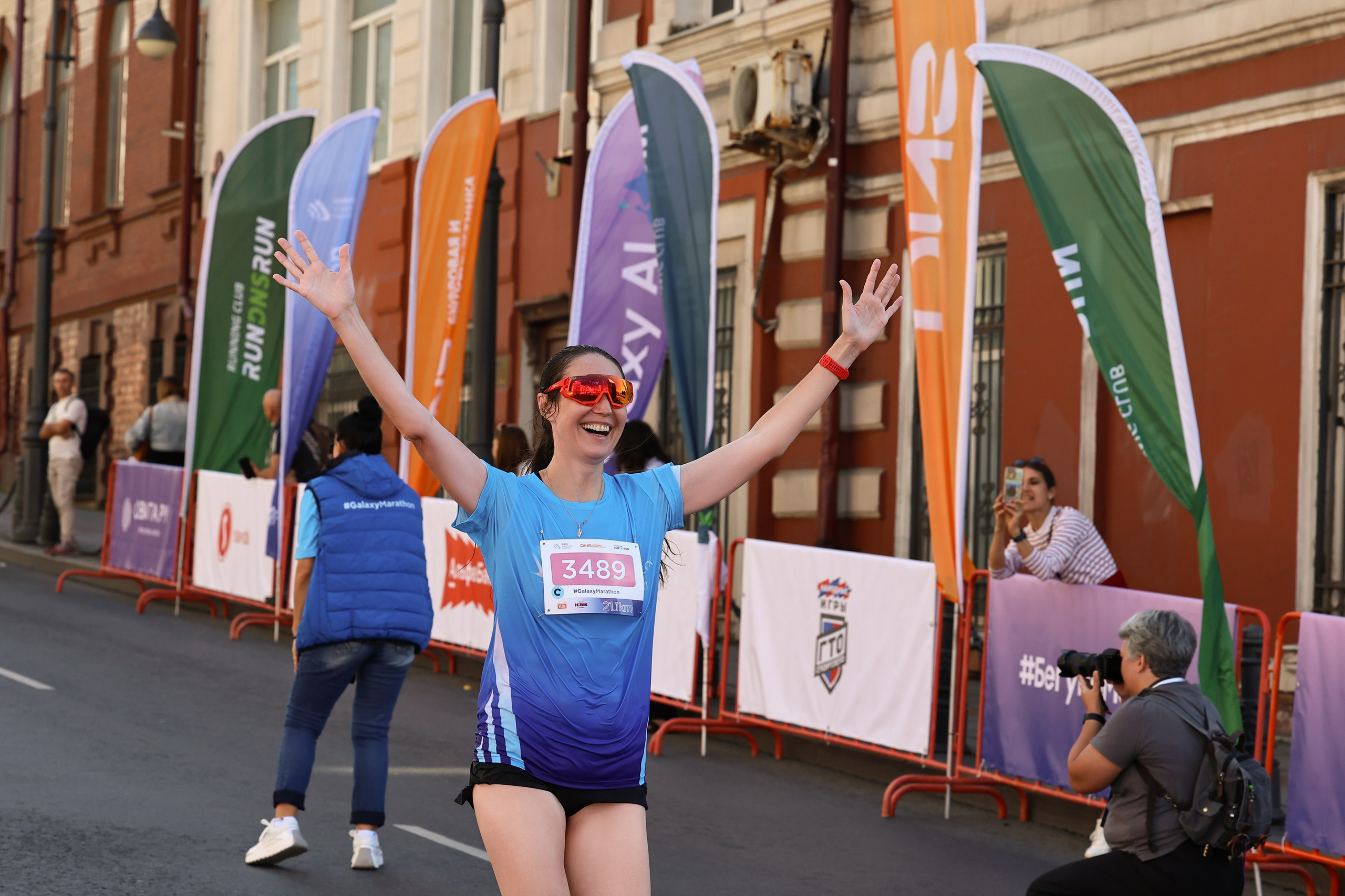 Репортажная фотосъемка во Владивостоке. Портретный, свадебный, репортажный фотограф во Владивостоке Юлиана Джули Фокс