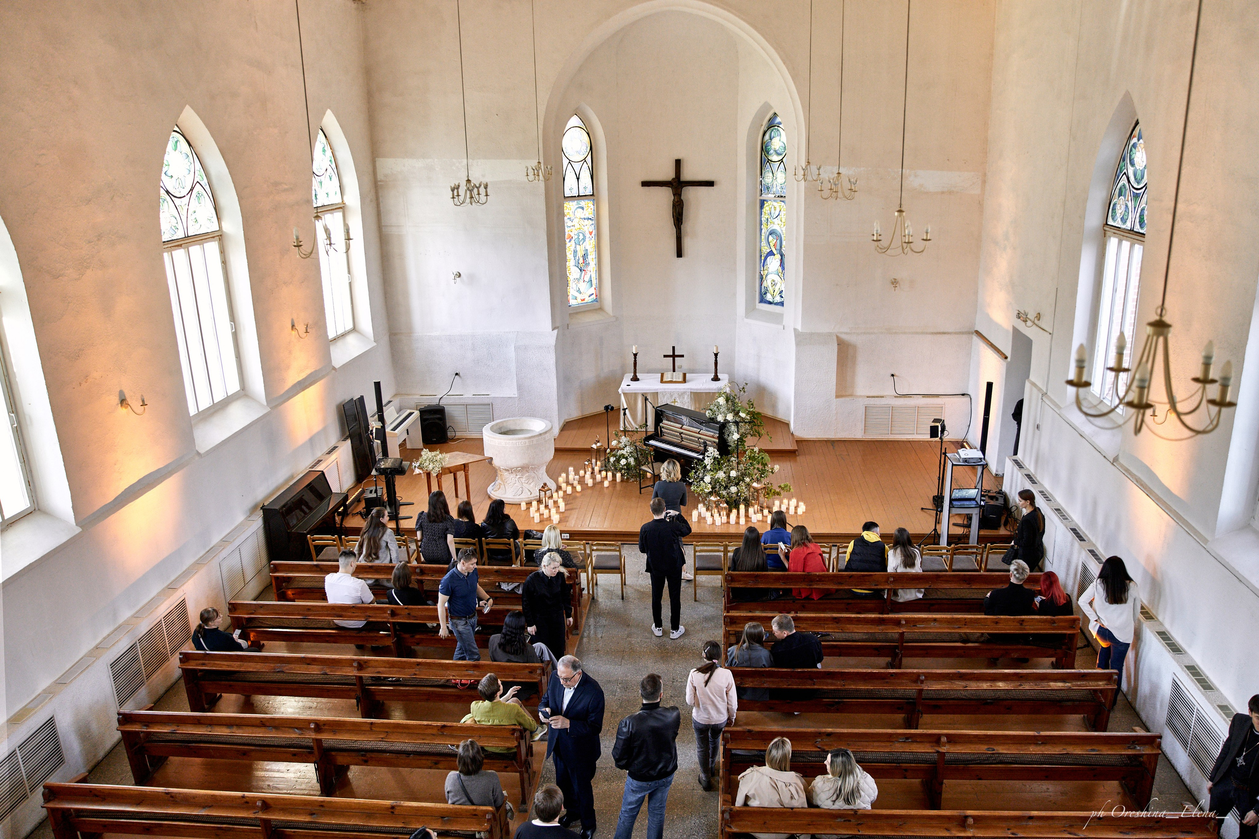 Концерт Дениса Стельмаха. Ульяновск, Евангелическо-Лютеранская церковь Св.Марии. Свадебный и семейный фотограф в Ульяновске Орешина Елена