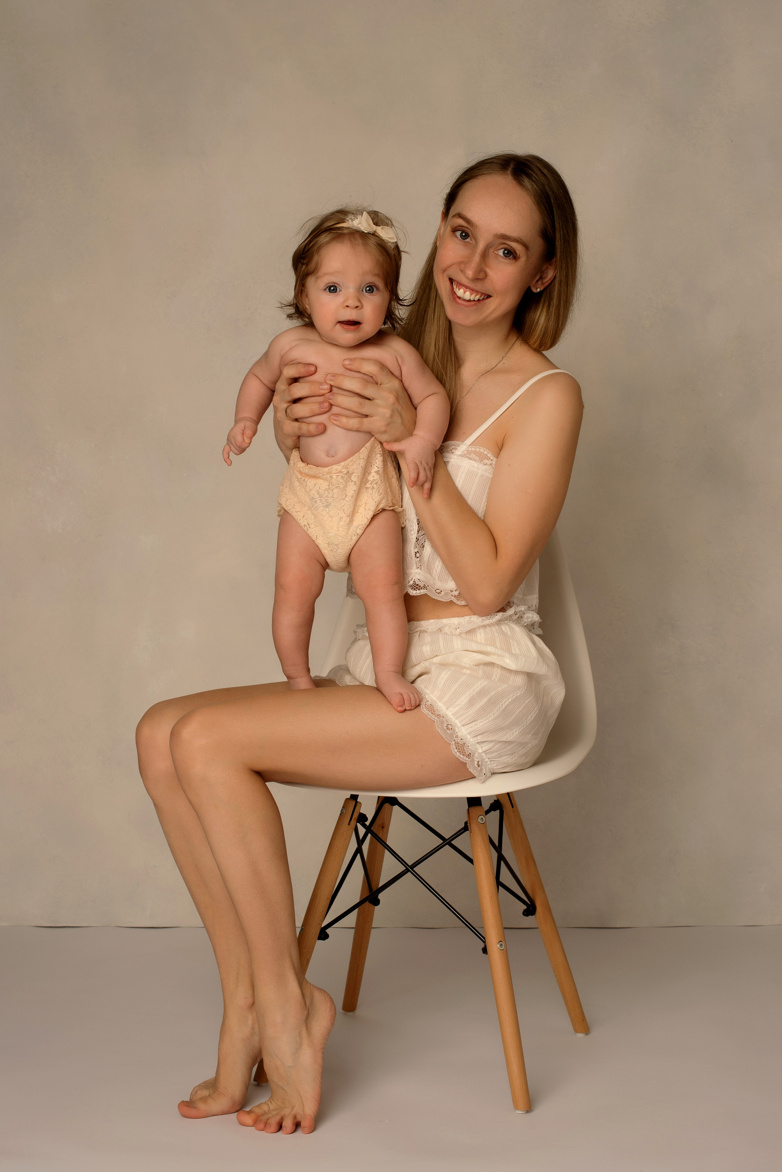 Мама и малыш. Профессиональный фотограф Елена Красилина г.Ярославль, г. Рыбинск