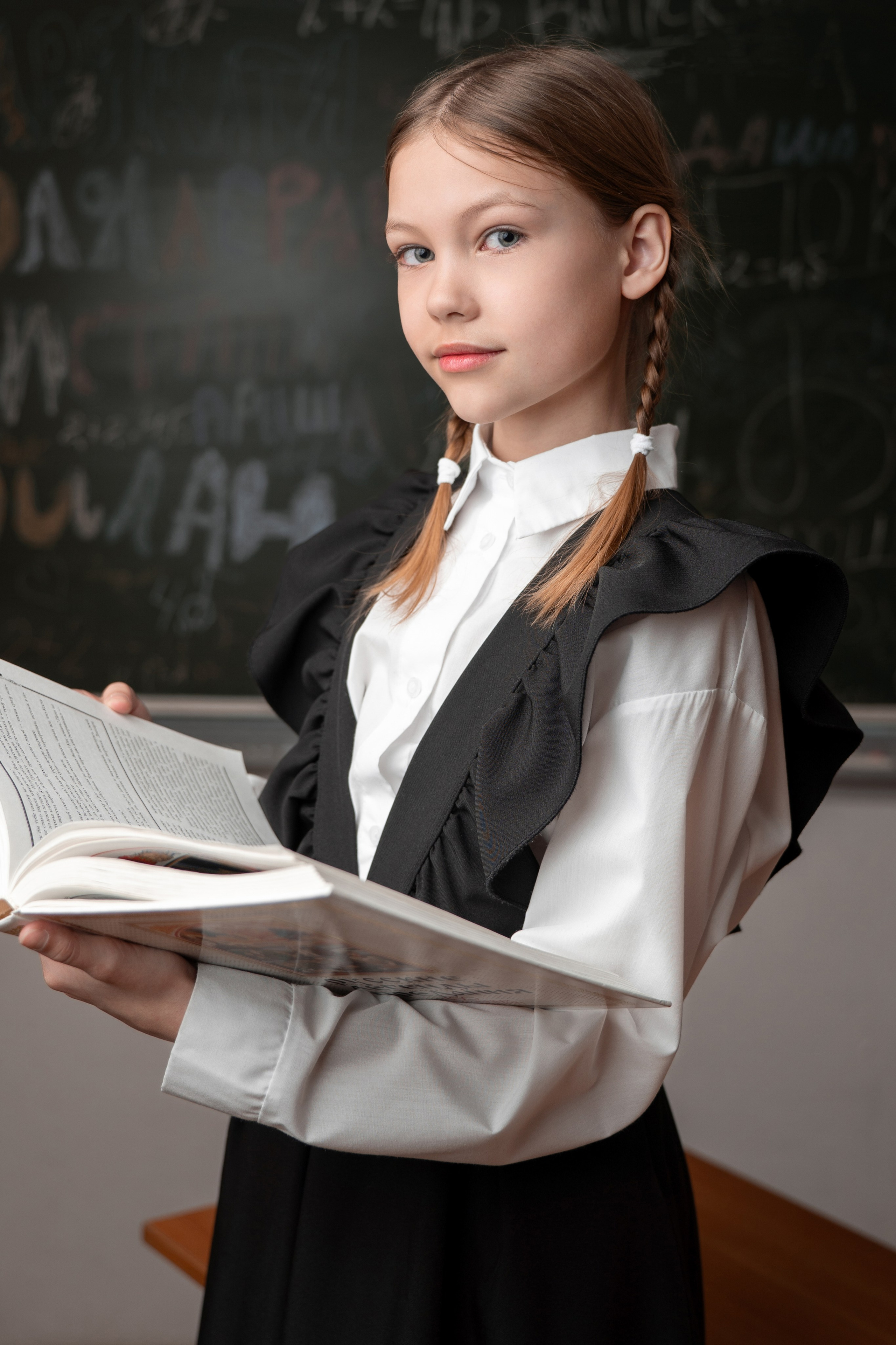 4 КЛАСС. Выпускные альбомы Новосибирск — Твой Альбом