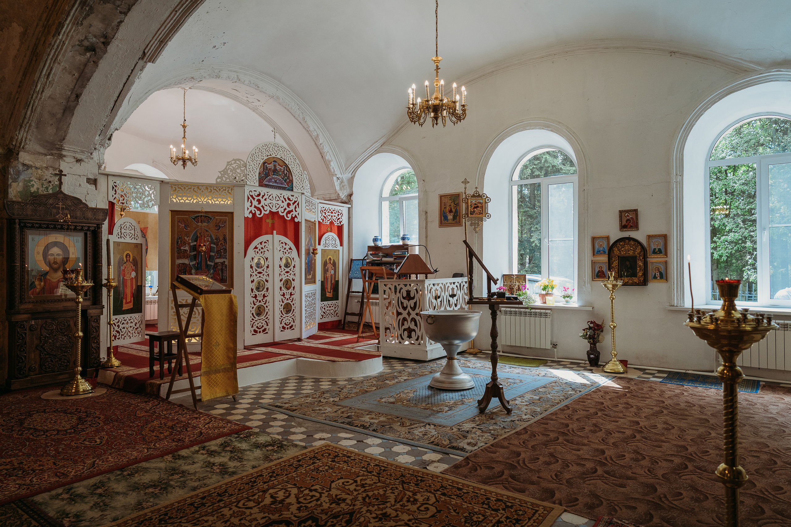 Крестовоздвиженский храм пос.Авангард Парк-отель Воздвиженское Серпухов. Фотограф на крещение Москва. Фотограф на крещение Серпухов.