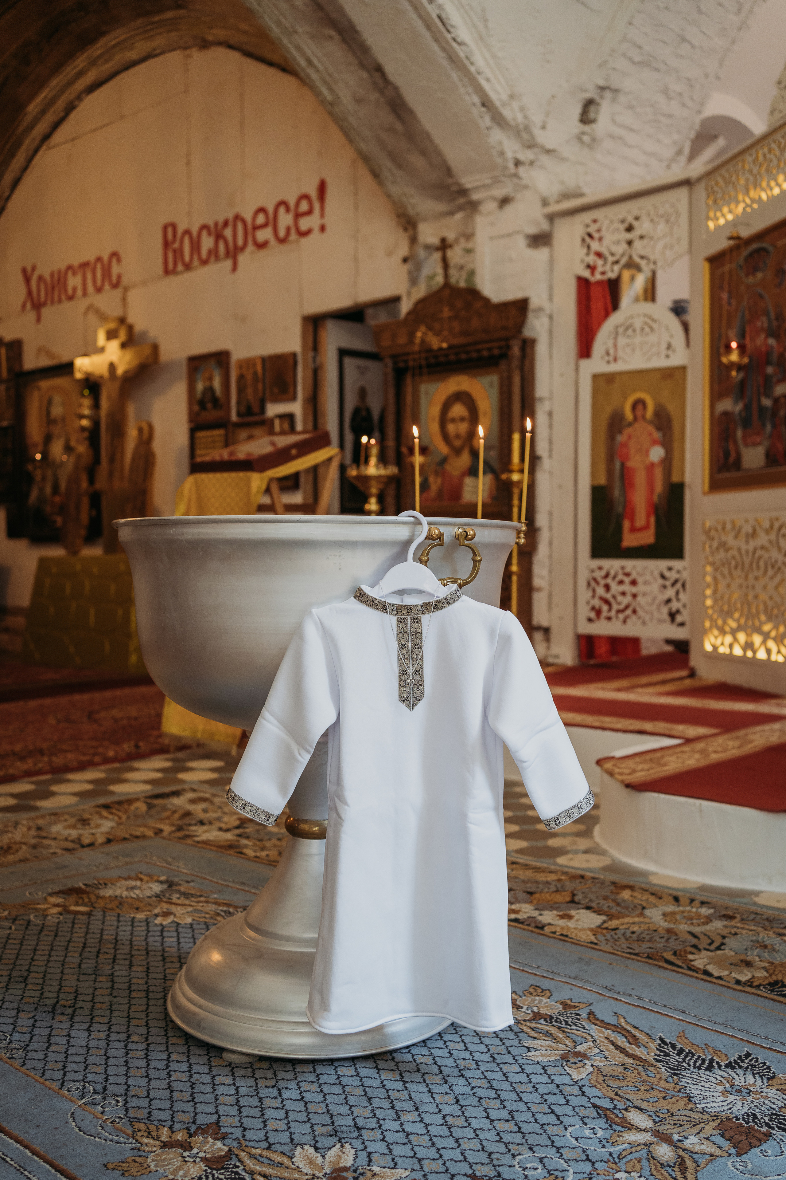 Фотограф на крещение. Фотограф на крестины. Крещение ребенка. Крестины ребенка. Крещение младенца. Профессиональная фотосъемка крещения. Православный фотограф на таинство крещения в храме. Фотосъемка крещения в церкви. Как подготовиться к крещению? Что подарить на крестины?