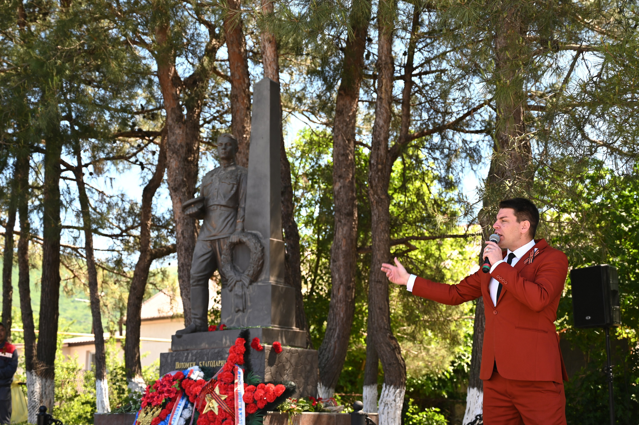Митинг в с. Виноградное. Жизнь курорта Кабардинка в фотографиях