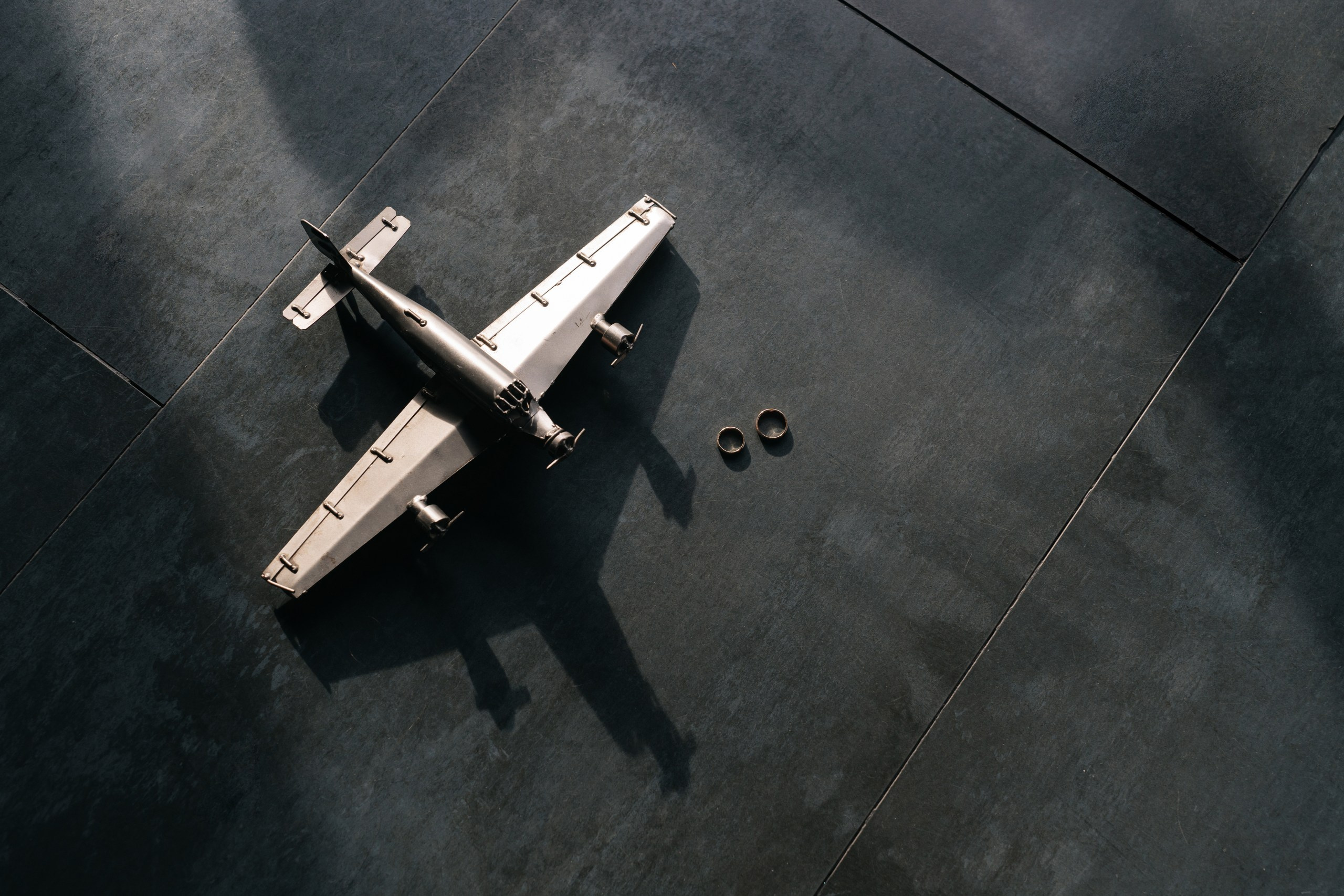 Love Story для молодоженов в фотостудии Cross Studio