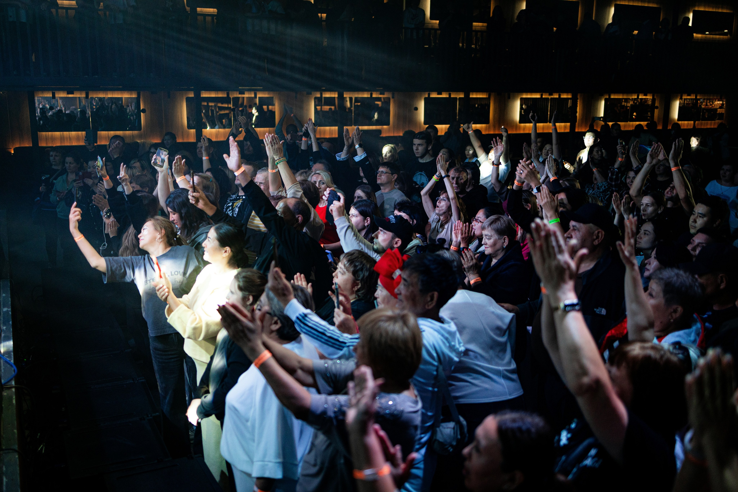 Студийный фотограф в Караганде Алексей Баранов. Фотограф Алексей Баранов. Фотостудия Flash. Семейные фотосессии в Караганде. Индивидуальные фотосессии, детские фотосессии, парные фотосессии в Караганде. Интерьерная фотосессия в Караганде. Семейный фотограф Алексей Баранов. Детский фотограф Алексей Баранов. Художественный фотограф Алексей Баранов. Свадебный фотограф Алексей Баранов. Черно-Белая съемка в Караганде. Самые лучшие семейный и детские фотосессии в Караганде. Контент Съемка в Караганде. SMM в Караганде. Контент фотограф Алексей Баранов. Рекламная съемка в караганде. Реклама. Бутики с одеждой. торговля Караганда. рекламное фото мероприятия в караганде. рекламное фото. рекламный фотограф Алексей Баранов. фотограф. Фотограф Караганда. Алексей Баранов. фотосессия. фотосессия в Караганде. Заказать фотографа в караганде. репортажный фотограф в Караганде. фотосъемка мероприятий. банкет. свадьба. юбилей. детское день рождение. годик. фотограф детский в Караганде. Репортажный фотограф в караганде Алексей Баранов.