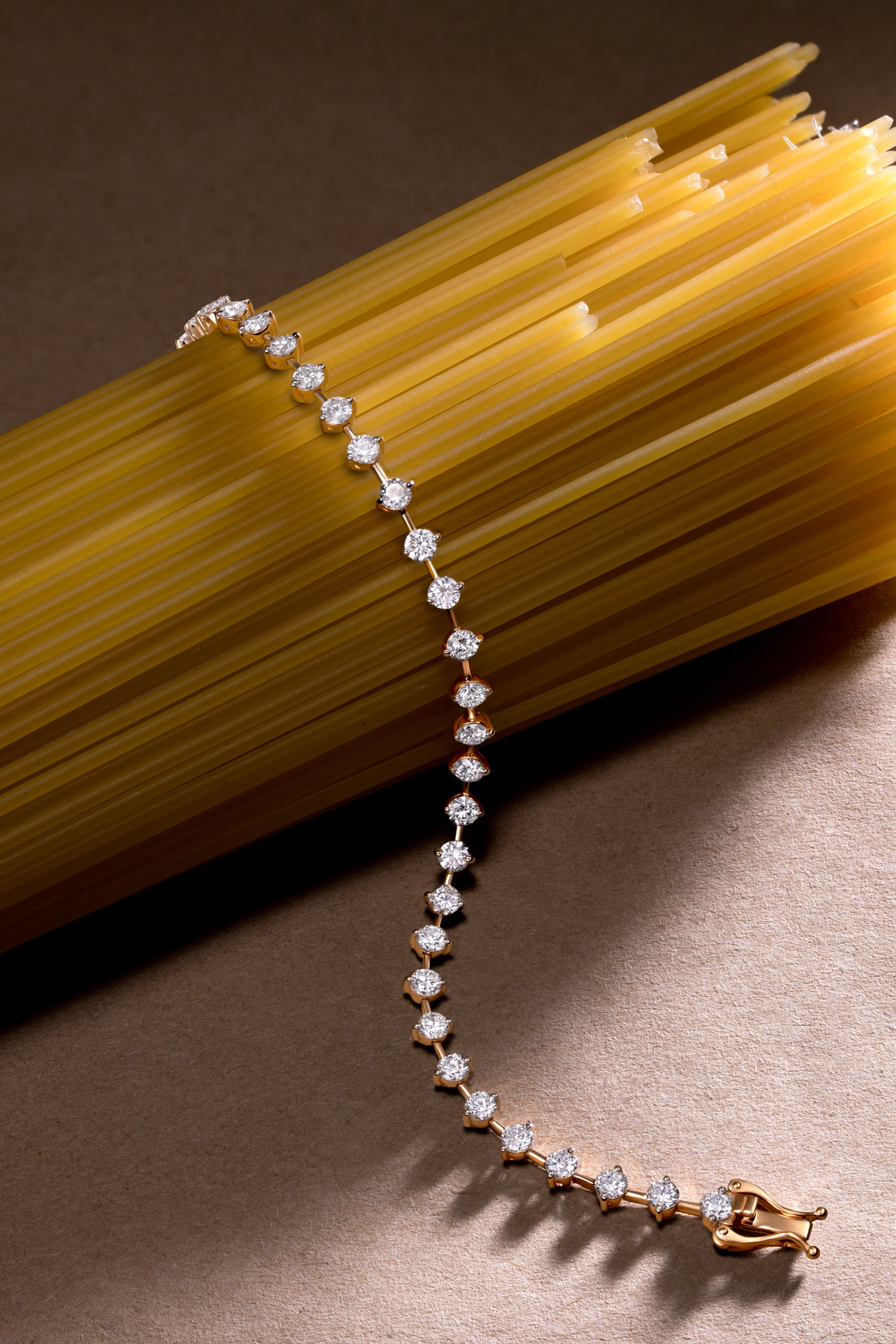 Ювелирный фотограф, продюсер Алёна Галичева