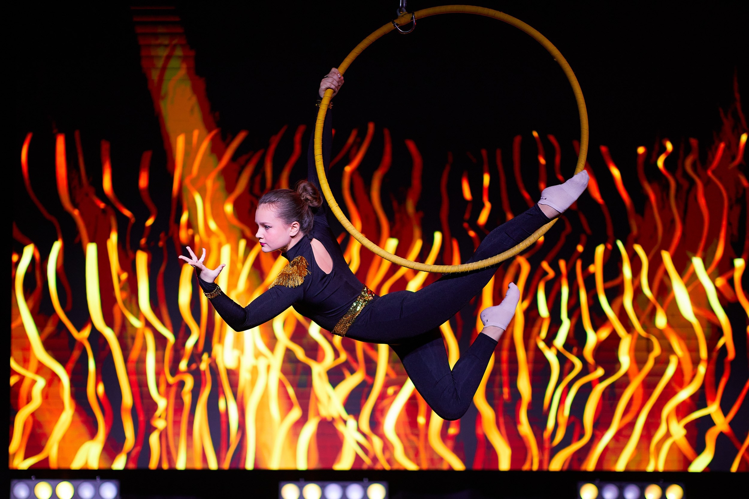 Анонс фоторепортажа с Концерта Грация. POLE DANCE. Photographer for business Mikhail Semenov. Aqua photo studio, photo school