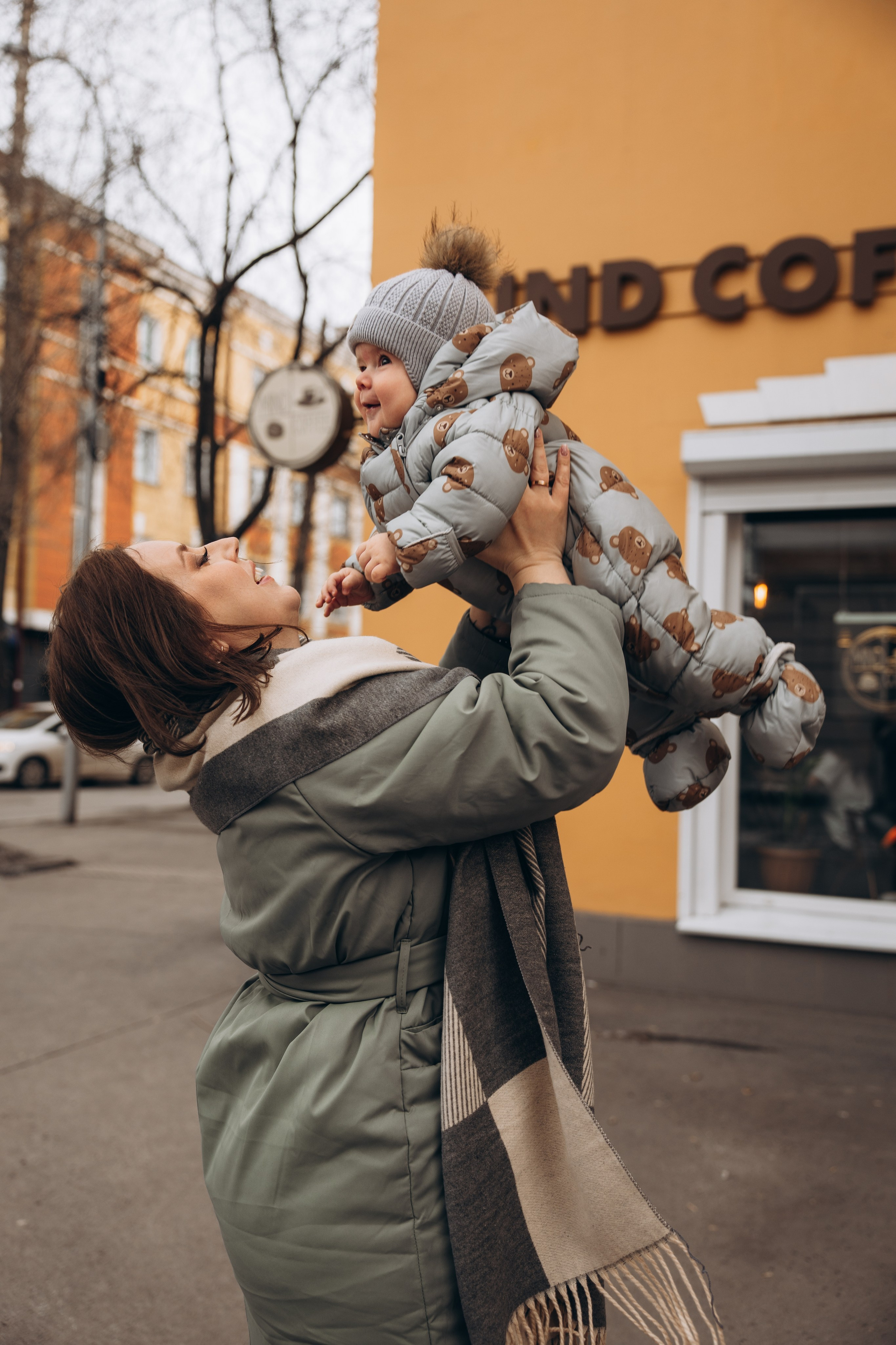 Прогулка с тюльпанами. Свадебный, семейный фотограф в Иркутске Светлана Макаричева