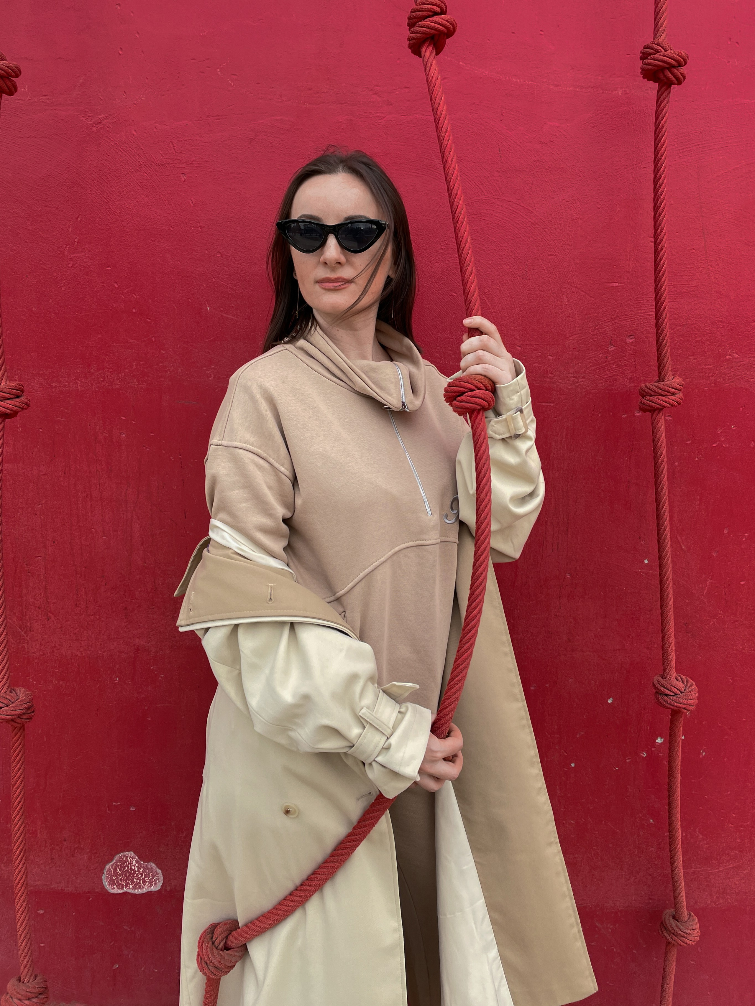 Уличная фотосъемка для контента на айфон. AI Фотограф Краснодар: мужские и женские фотосессии, стилизация съемки. Нейро-фотосессии онлайн