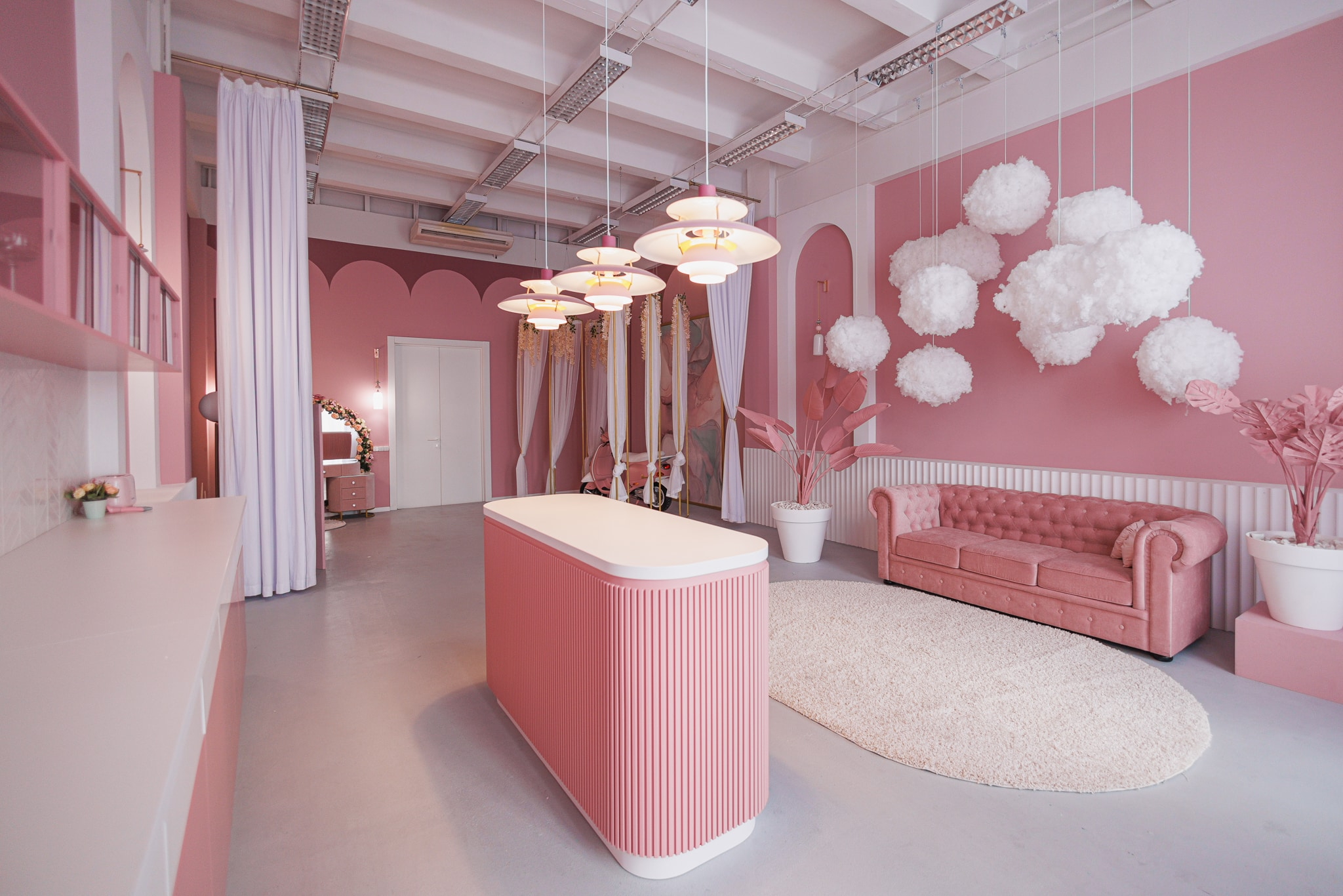 Фотостудия Photohub — всё для комфортной и красивой съёмки. Фотограф в Минске Людмила Дутко