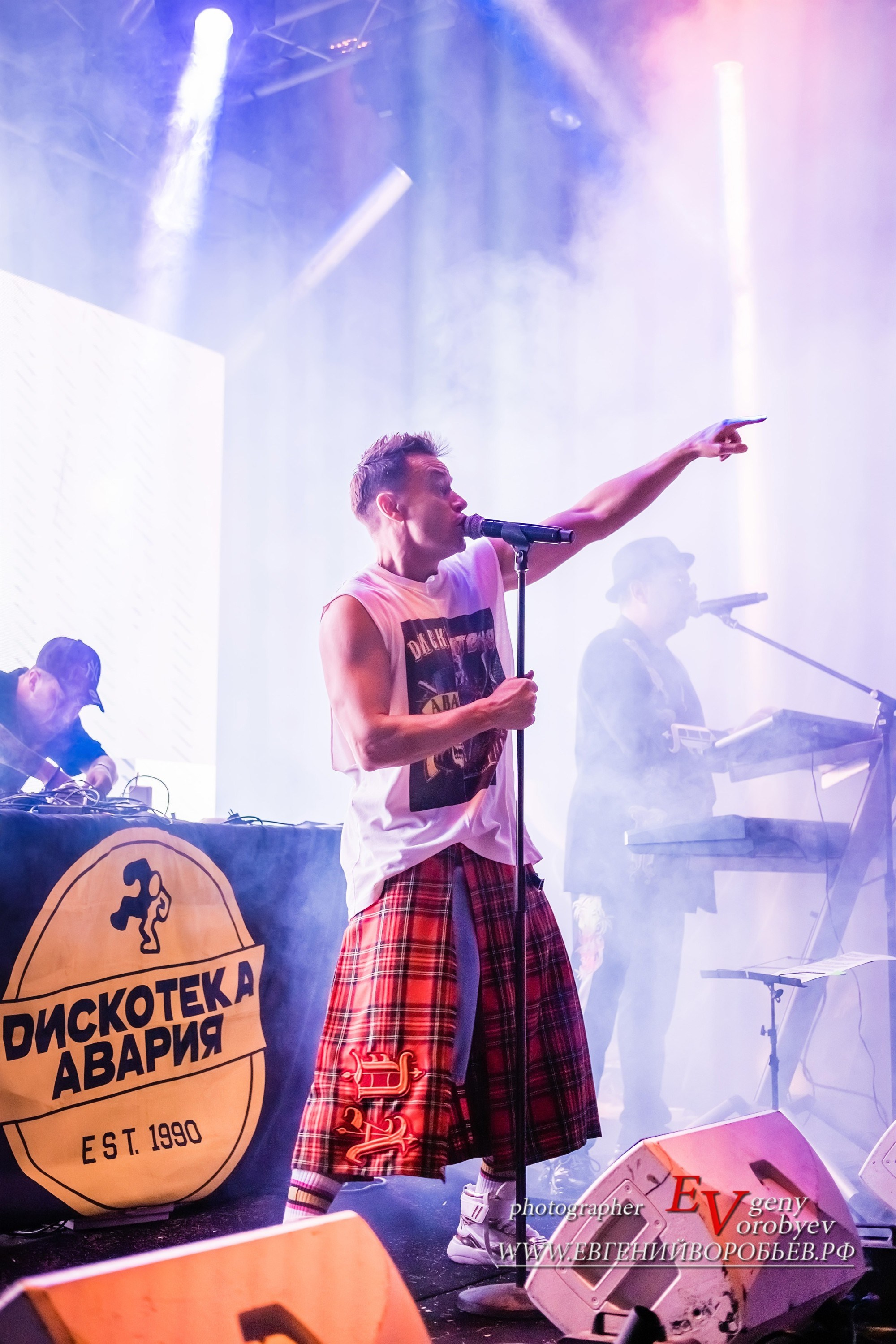 Репортажная фото видеосъёмка репортажей фотограф в Красноярске цена стоимость заказать забронировать услуги фоторепортаж видеосъёмка дрон