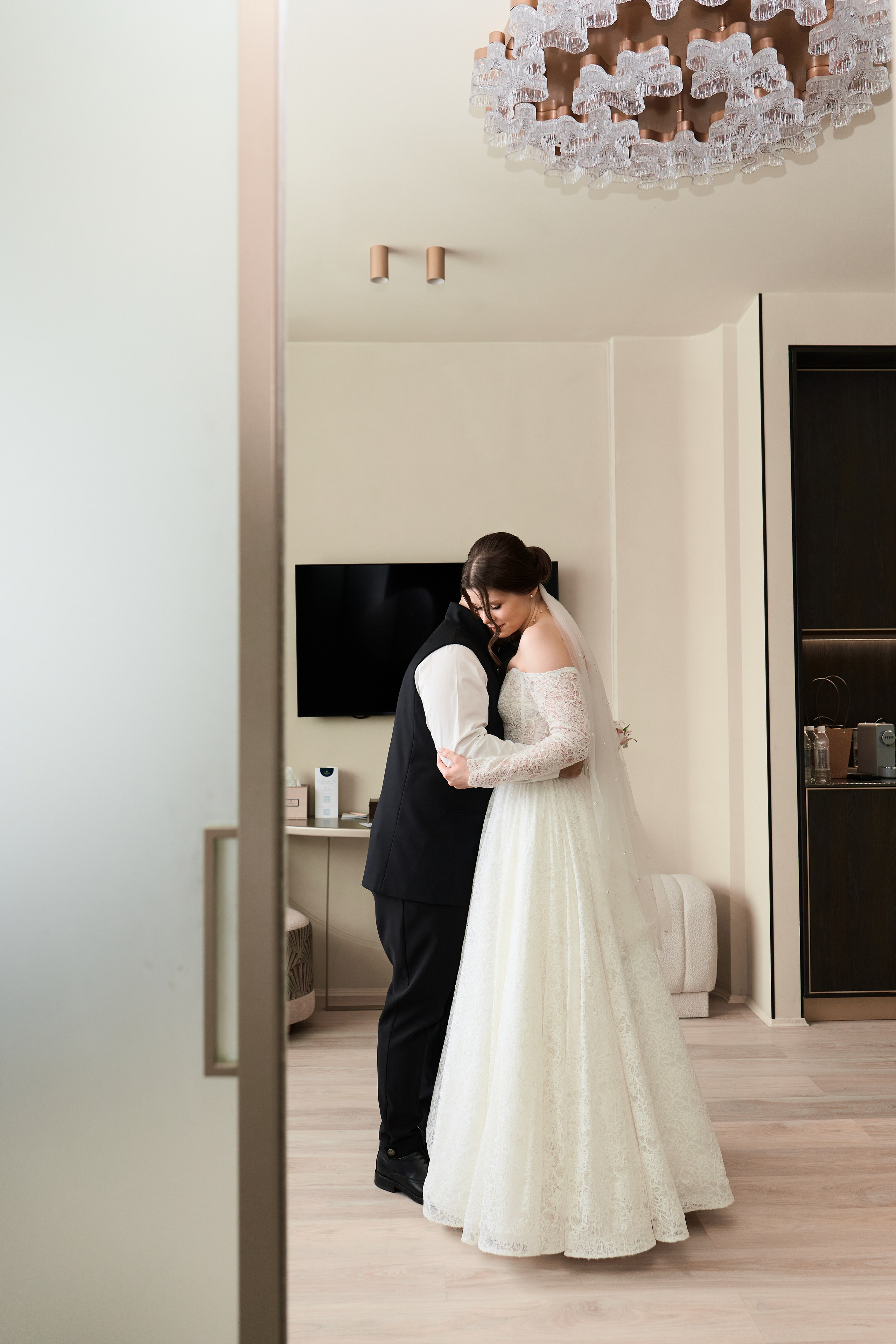 Классические сборы в отеле. Роспись в 4 ЗАГСе и съемка в оранжерее Цицина РАН. Любовь Юсупова. Фотограф