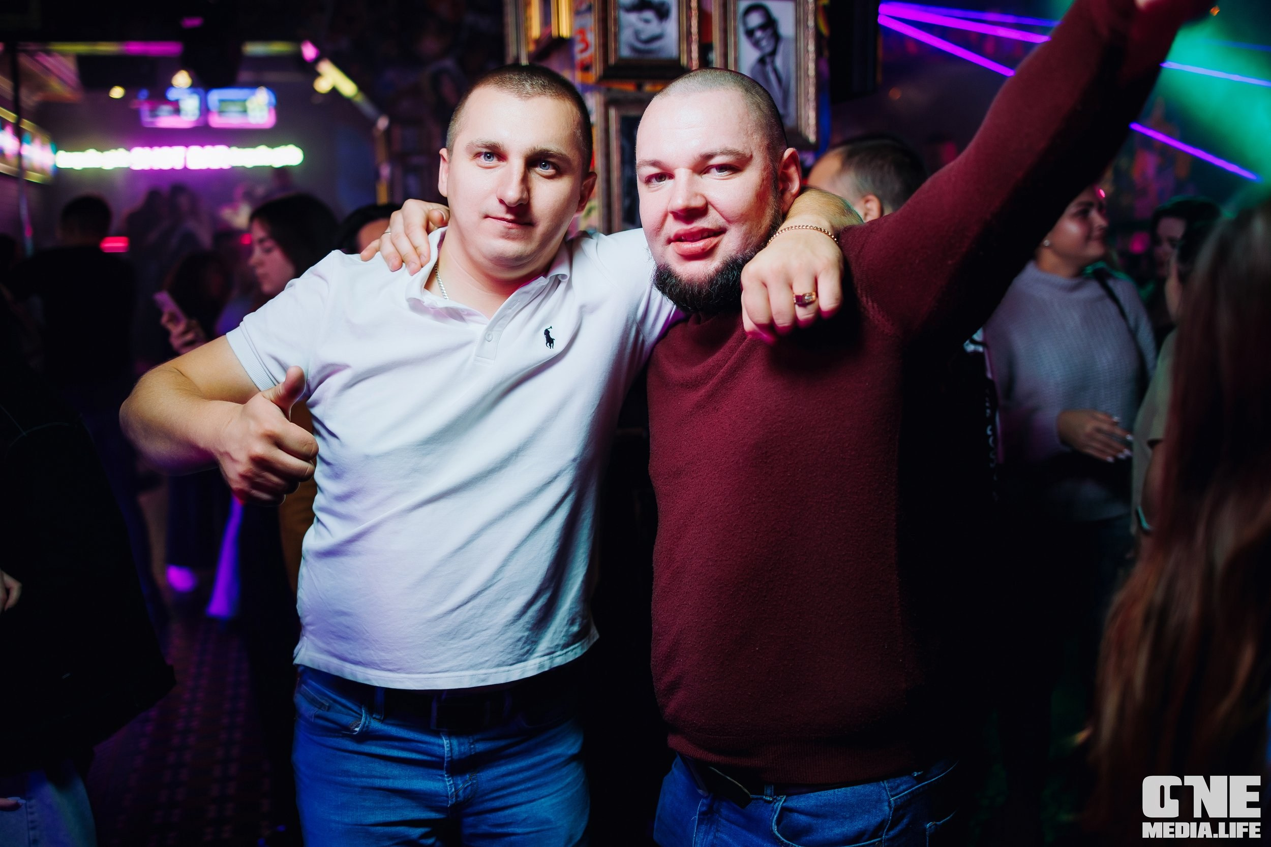 Фоторепортаж из бара XxxX. One Media Life: фоторепортажи, фотоотчеты с мероприятий и заведений