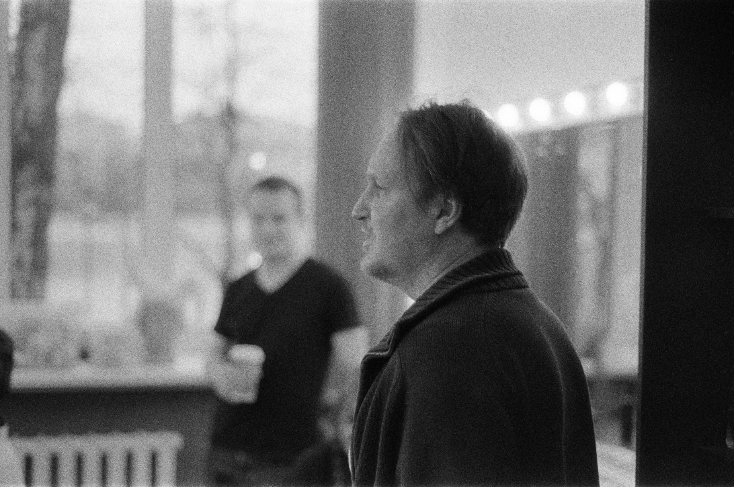 Фотосерия о магии театра и трансформации актёра: грим, костюмы, эмоции и визуальные метаморфозы на пути к сценическому образу. На фото — актёры Театра Стаса Намина и Мастерской Петра Фоменко. Фотограф: Ожерельев Лев