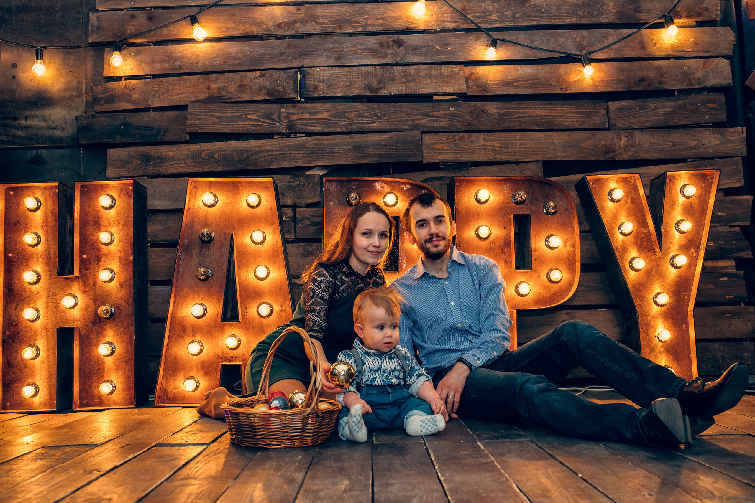 Семейная съемка в фотостудии SunDay. Екатерина Крапивина фотограф церковных Таинств в Нижний Новгороде