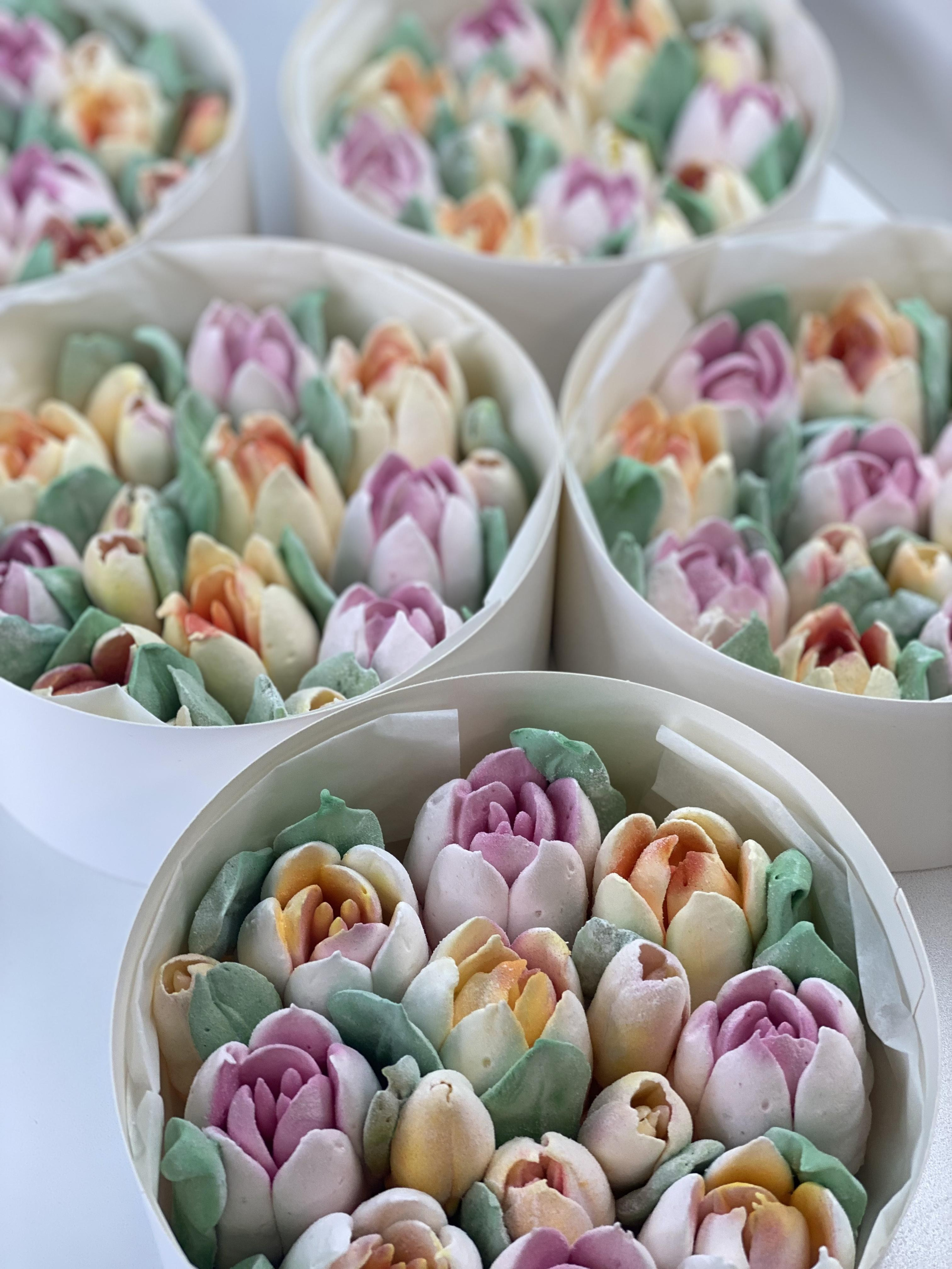 Тюльпаны из зефира в коробке. Katyasugarsugar капкейки, зефир, торты Москва