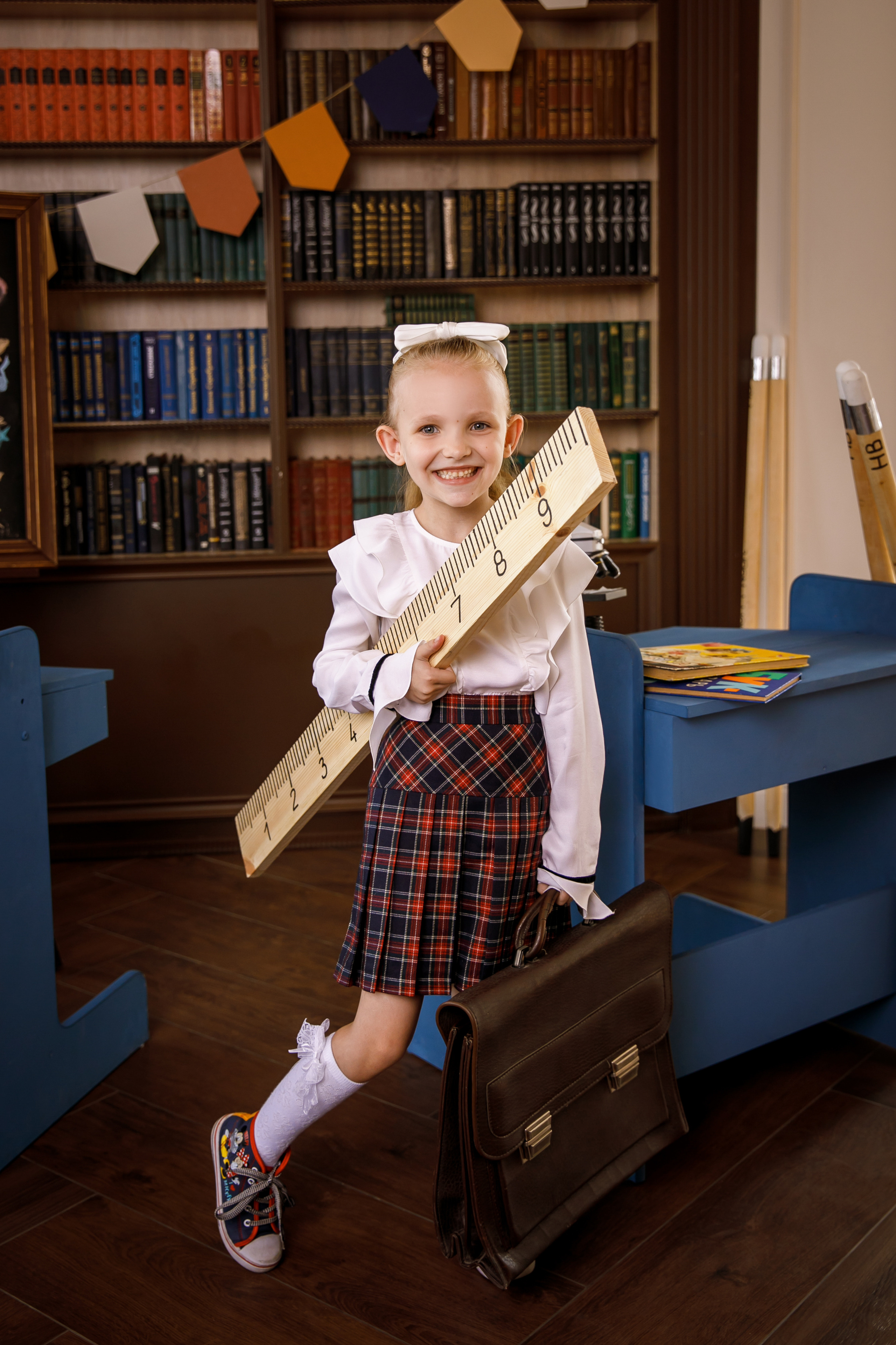 Первоклашка в студии. Семейный и детский фотограф в Ростове-на-Дону