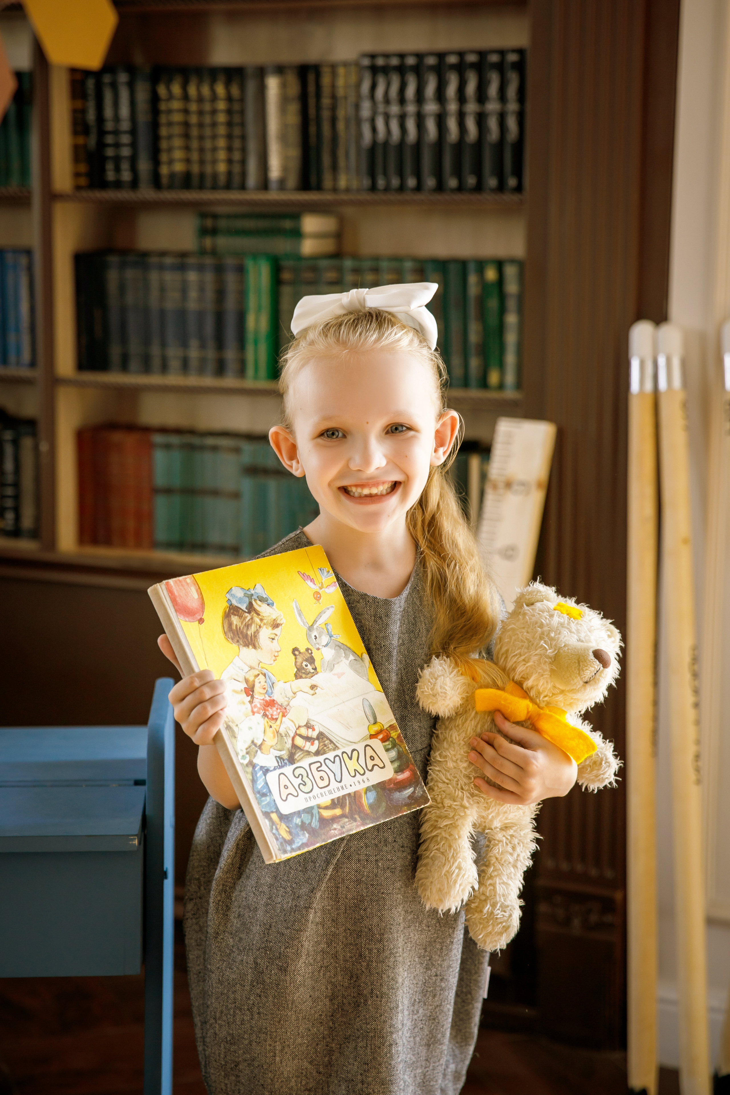 Первоклашка в студии. Семейный и детский фотограф в Ростове-на-Дону