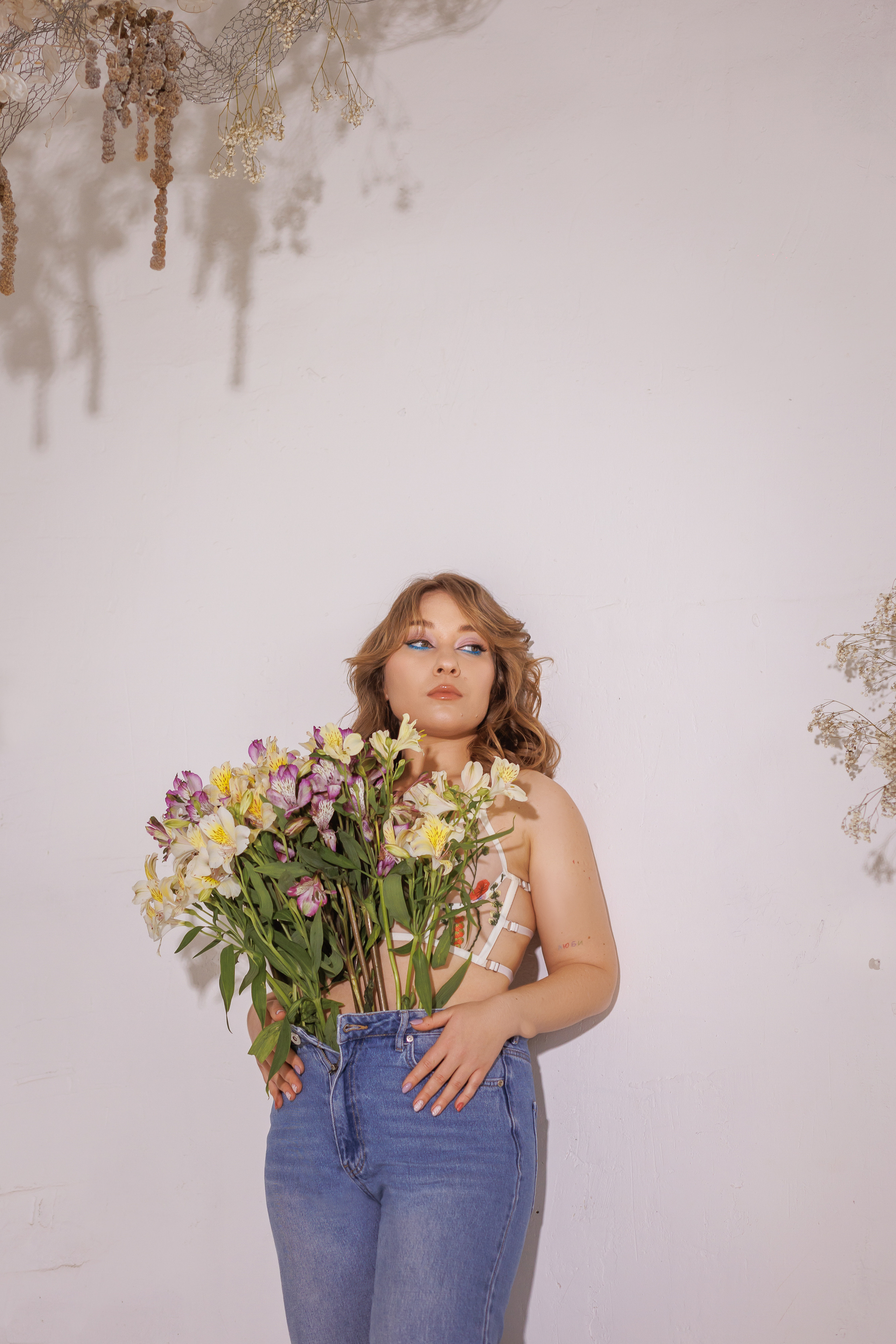 Весенняя с гортензией. Семейный и детский фотограф в Ростове-на-Дону