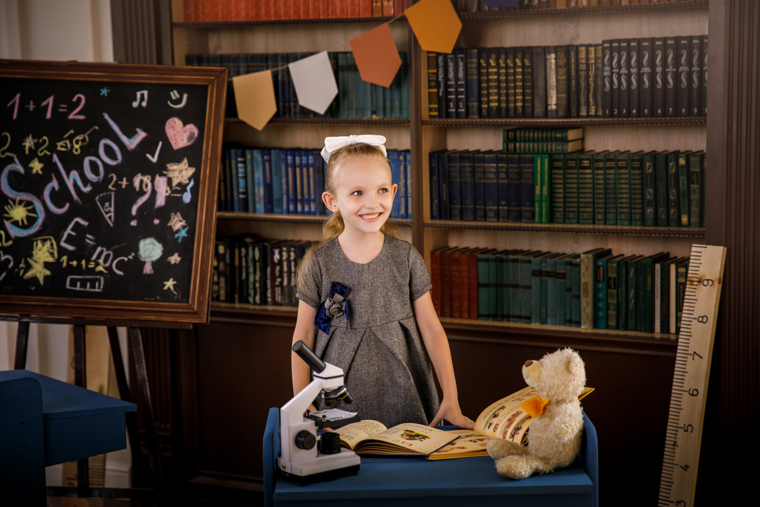 Первоклашка в студии. Семейный и детский фотограф в Ростове-на-Дону