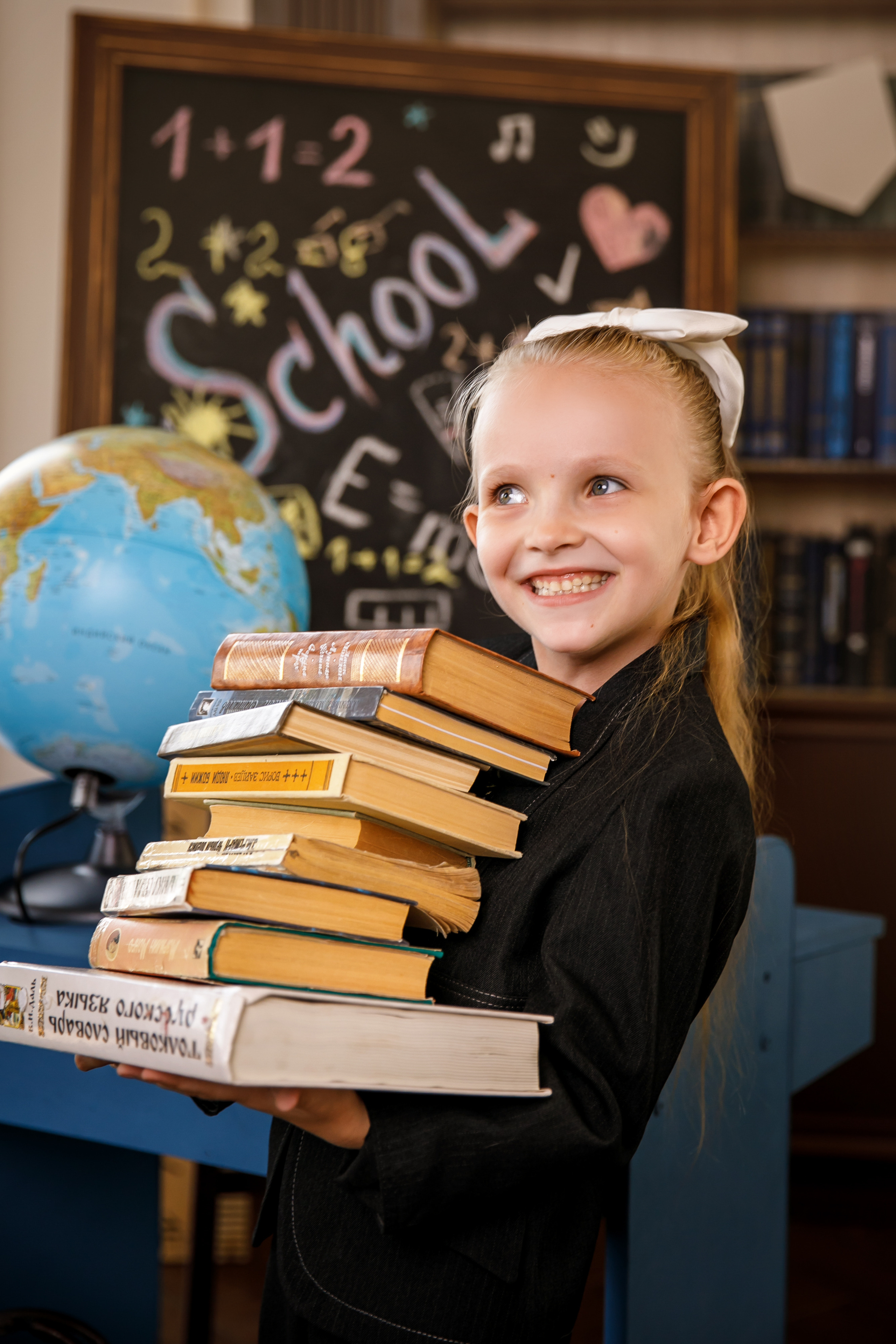 Первоклашка в студии. Семейный и детский фотограф в Ростове-на-Дону