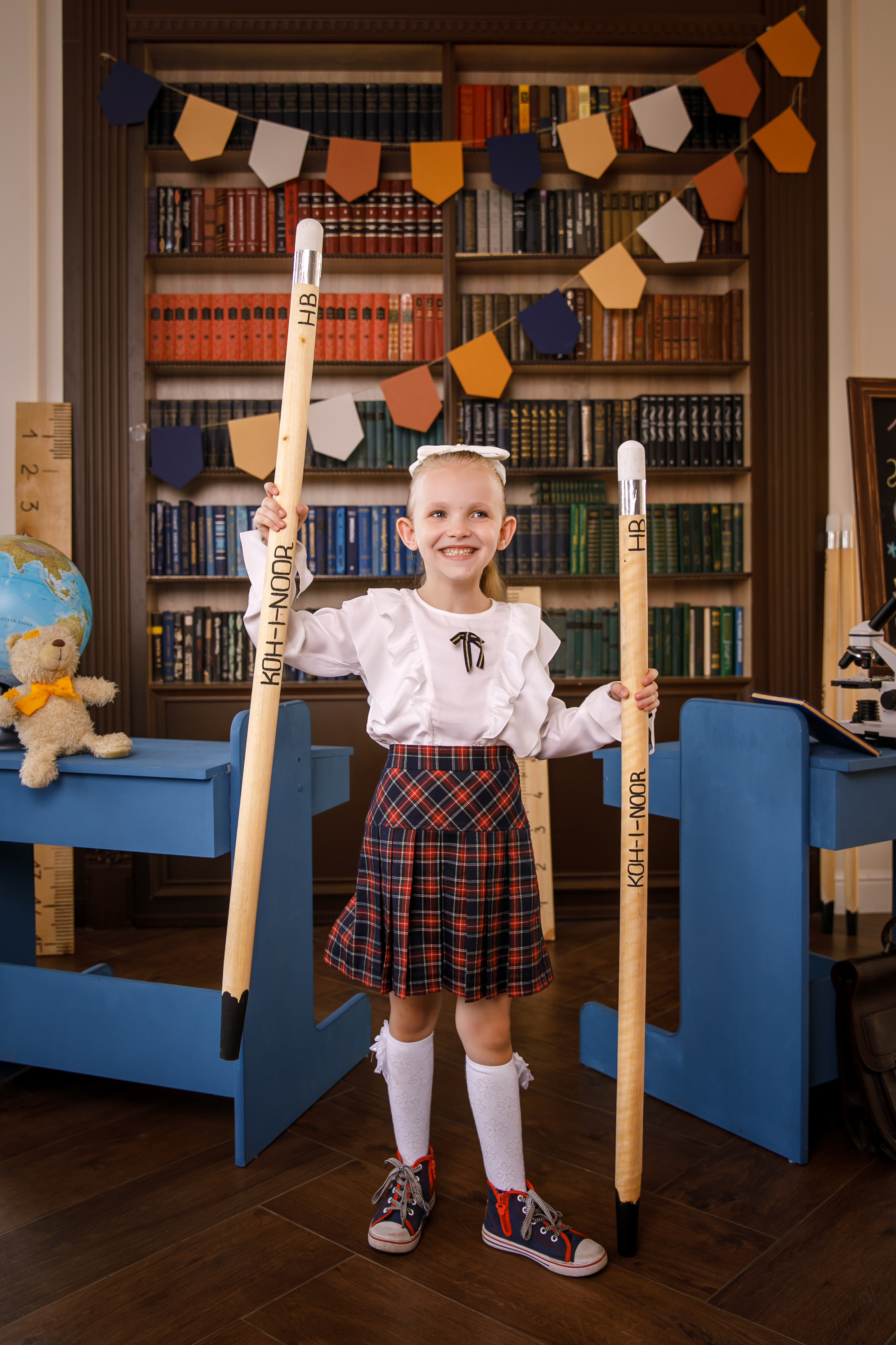 Первоклашка в студии. Семейный и детский фотограф в Ростове-на-Дону