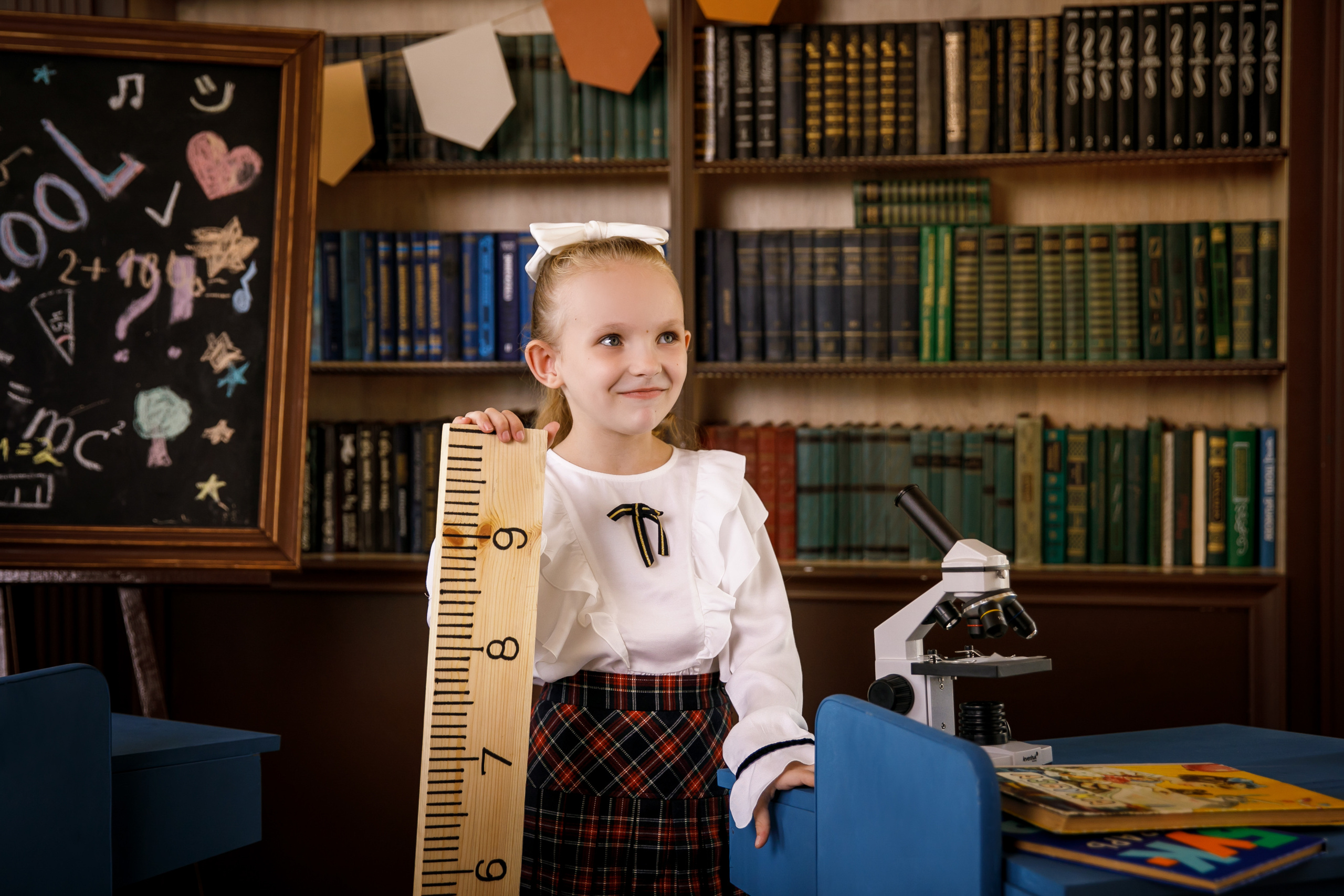 Первоклашка в студии. Семейный и детский фотограф в Ростове-на-Дону
