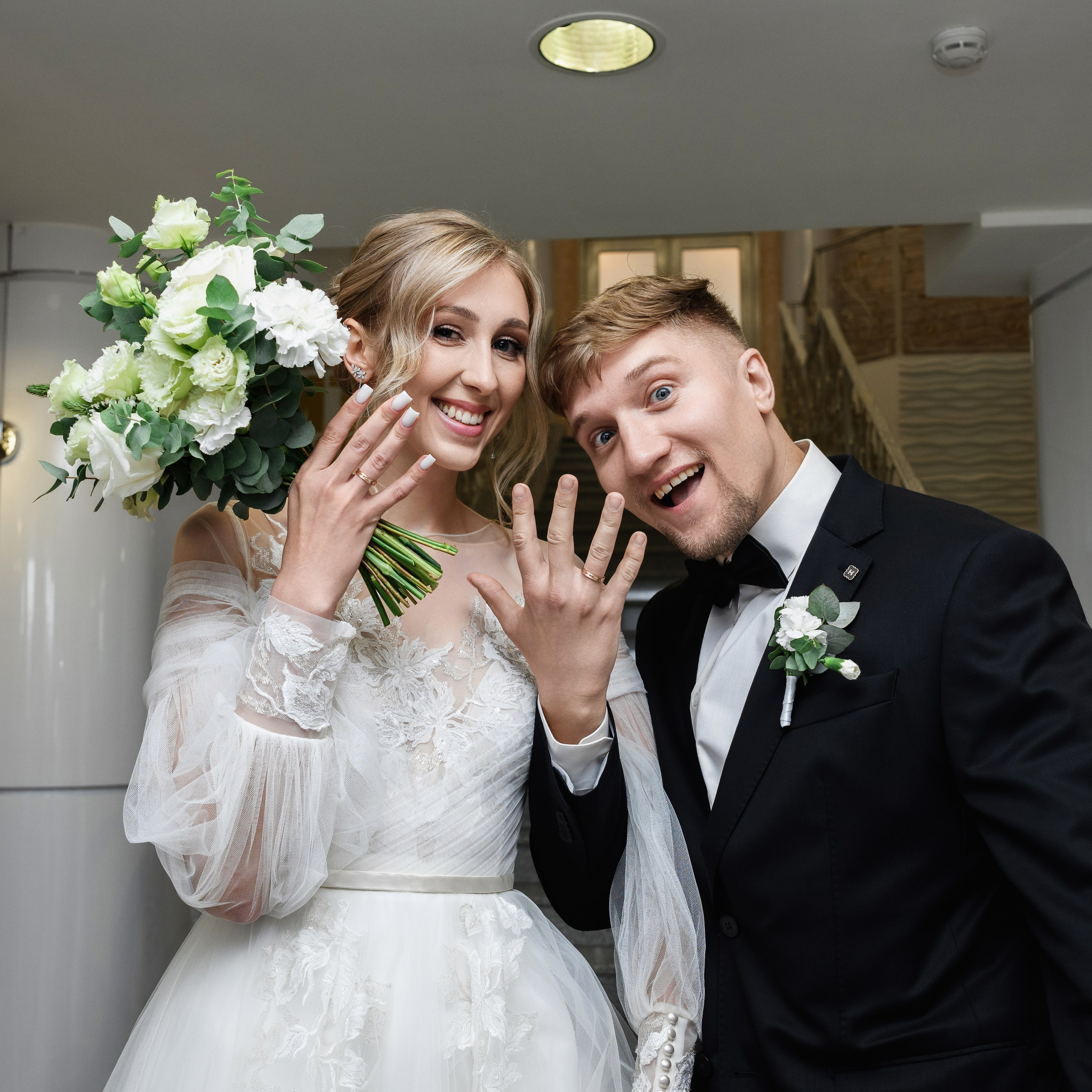 Фотосессия свадьбы в Петропавловске-Камчатском, Свадебная фотосессия в Петропавловске-Камчатском, Свадебная фотосессия в студии в Петропавловске-Камчатском, Красивые свадебные фотосессии в Петропавловске-Камчатском, Свадебная фотосессия цена в Петропавловске-Камчатском