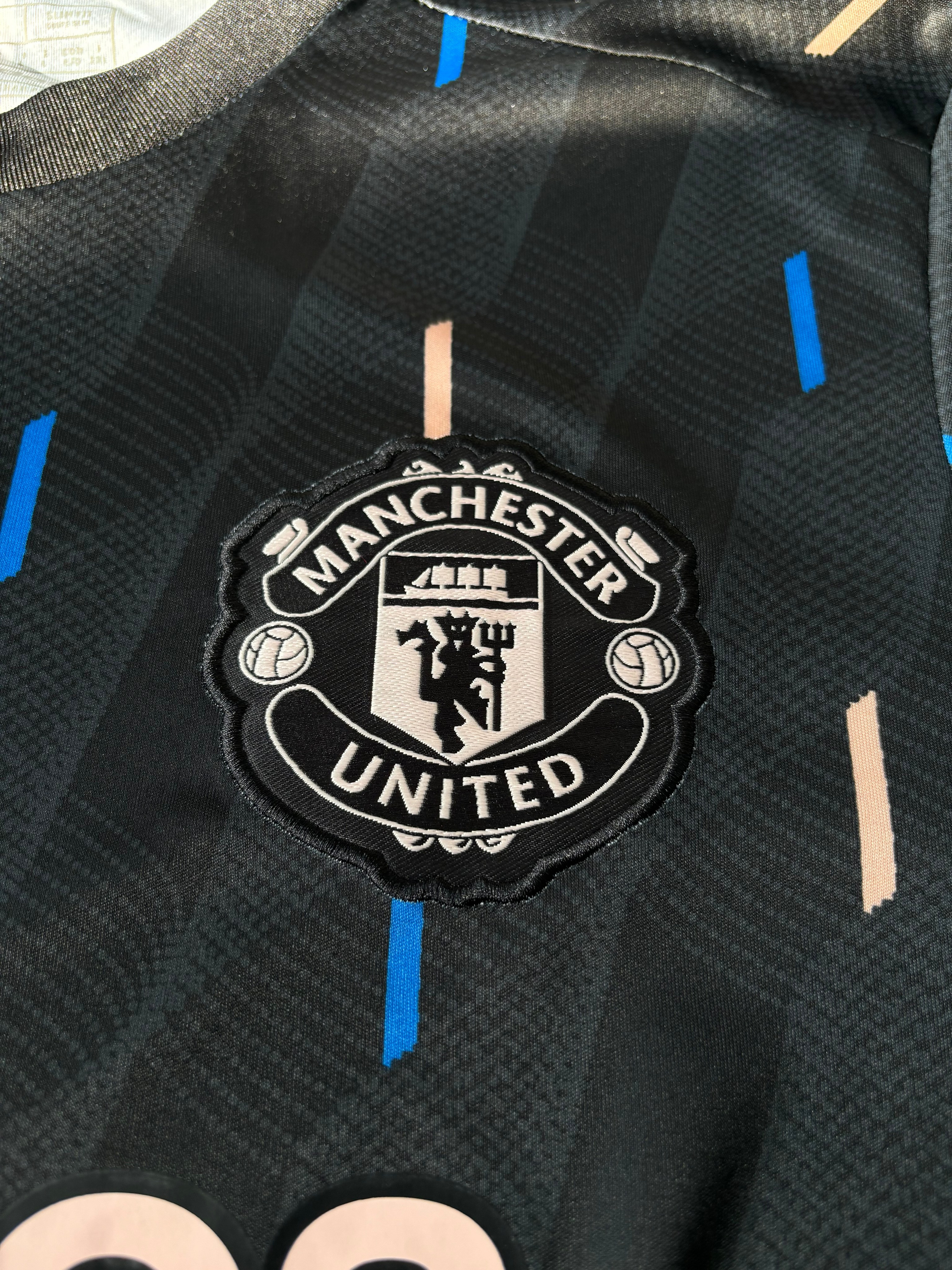 Тренировочная футболка Manchester United 2024 купить. Футбольный магазин — ssw_magazin